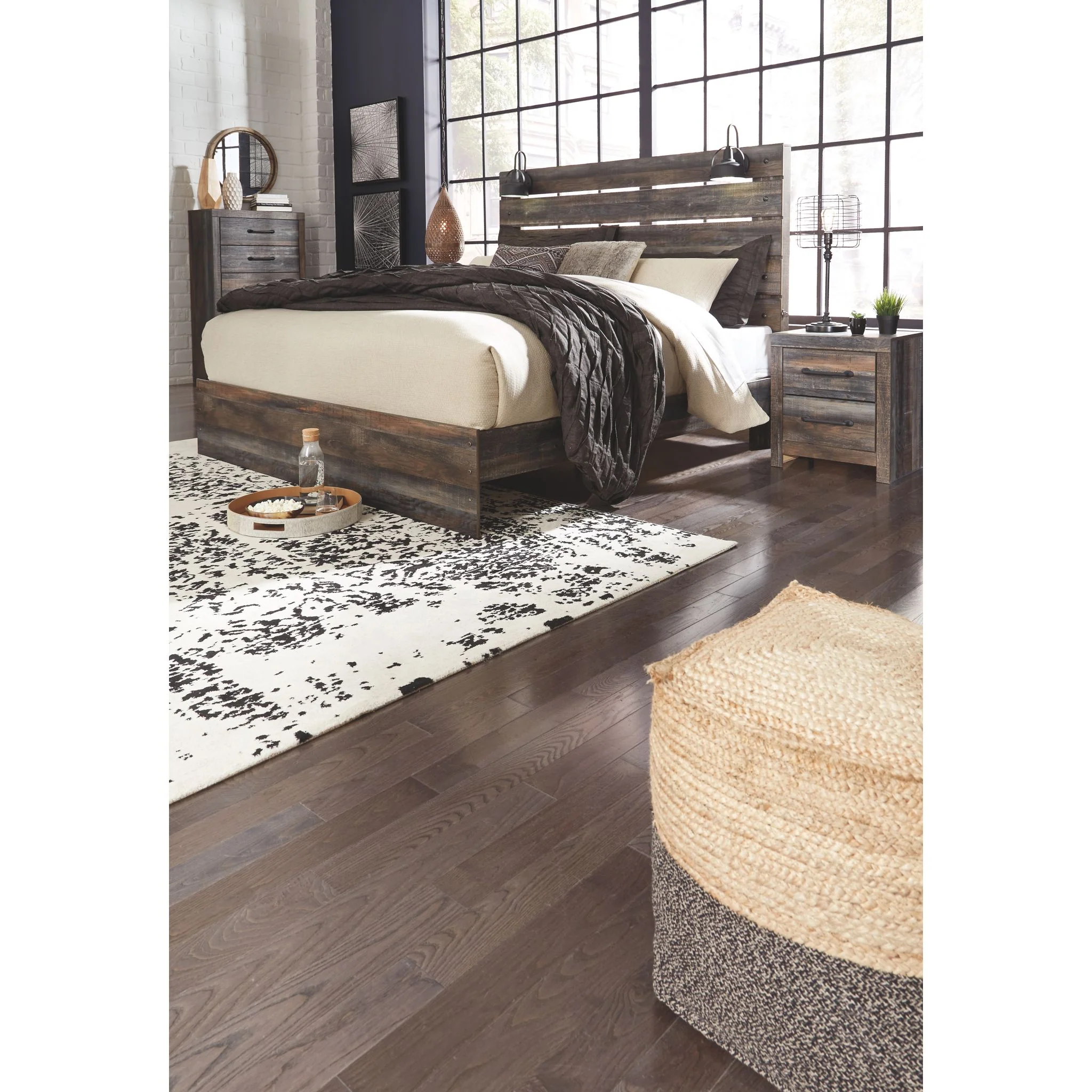 Drystan Panel Bed - Image 12