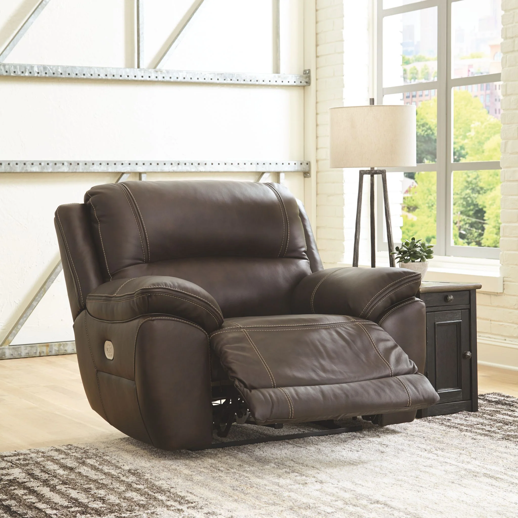 Dunleith Zero Wall Recliner with Power Headrest - Image 8