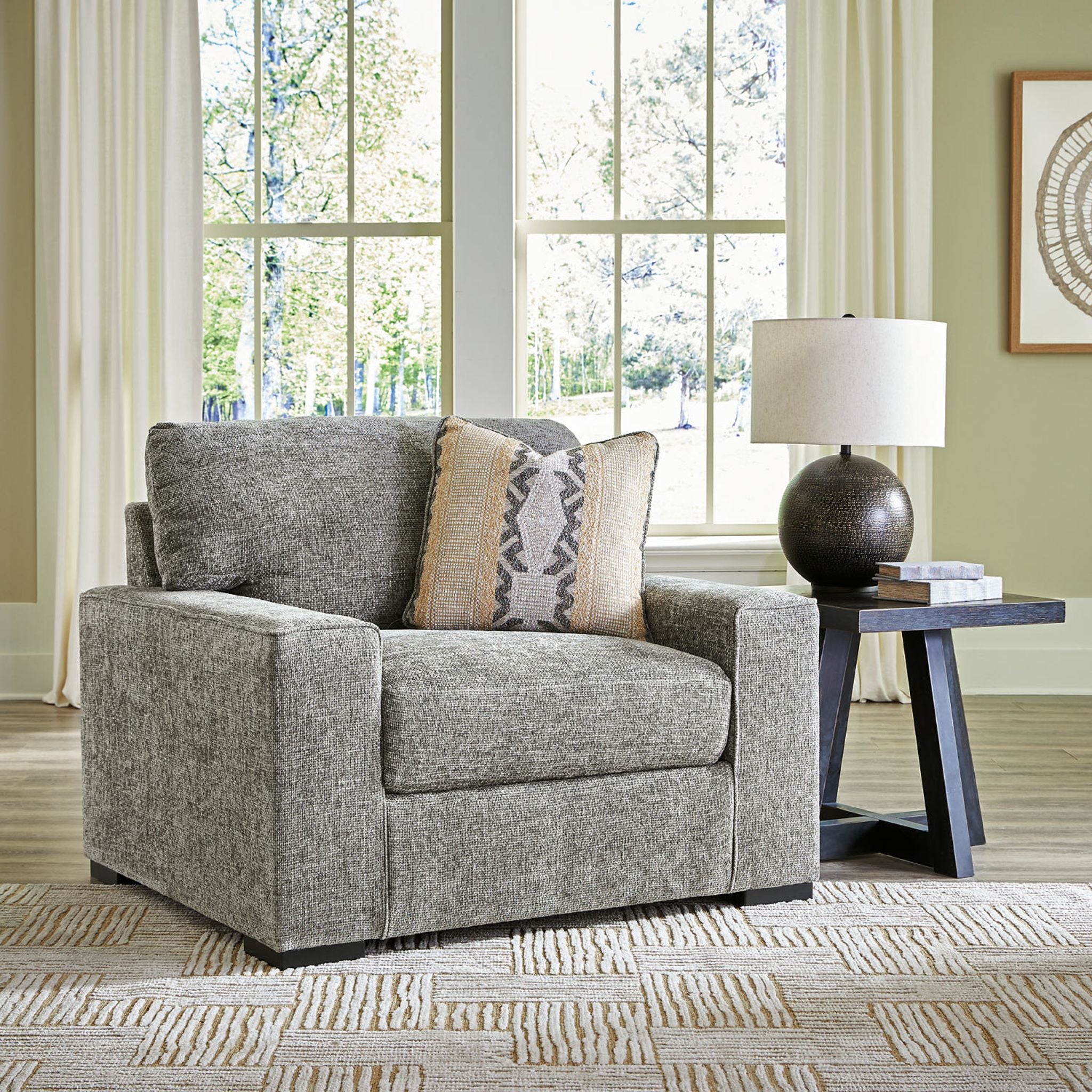 Dunmor Oversized Chair - Image 2