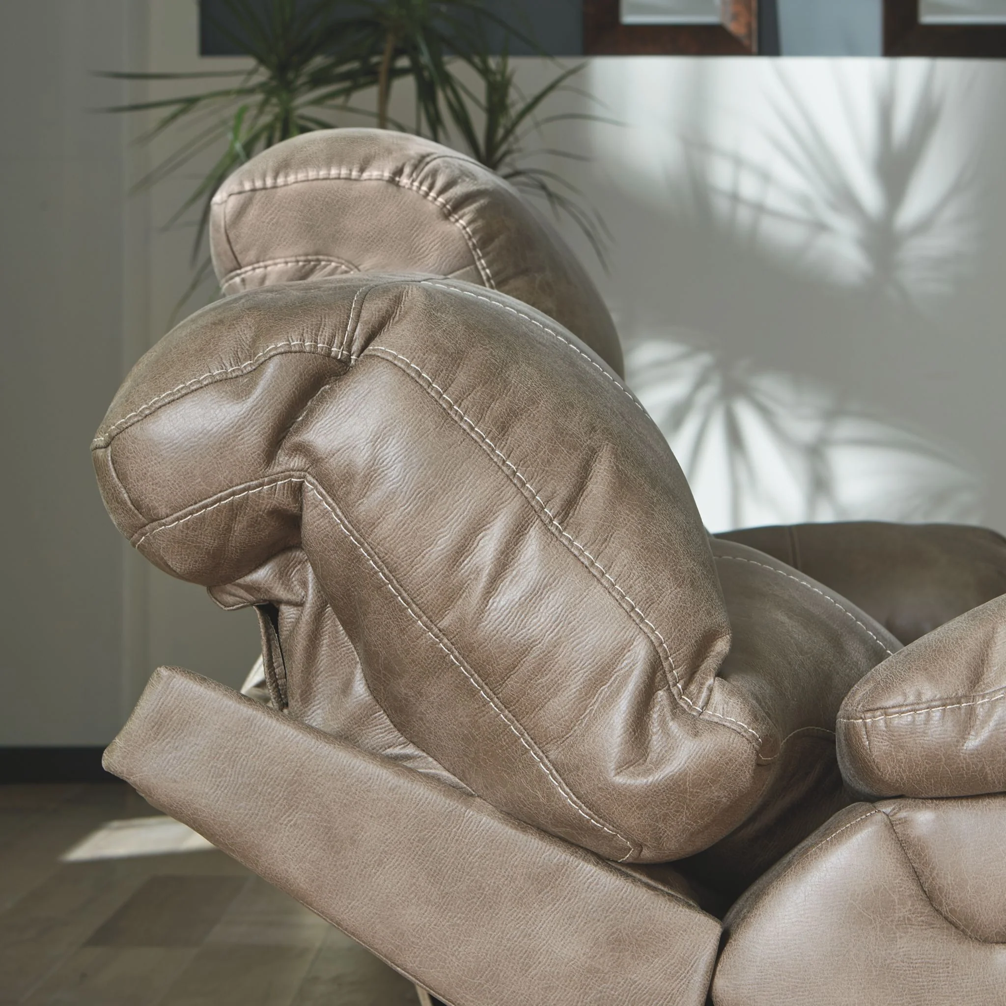 Dunwell Power Reclining Loveseat with Adjustable Headrest - Image 5