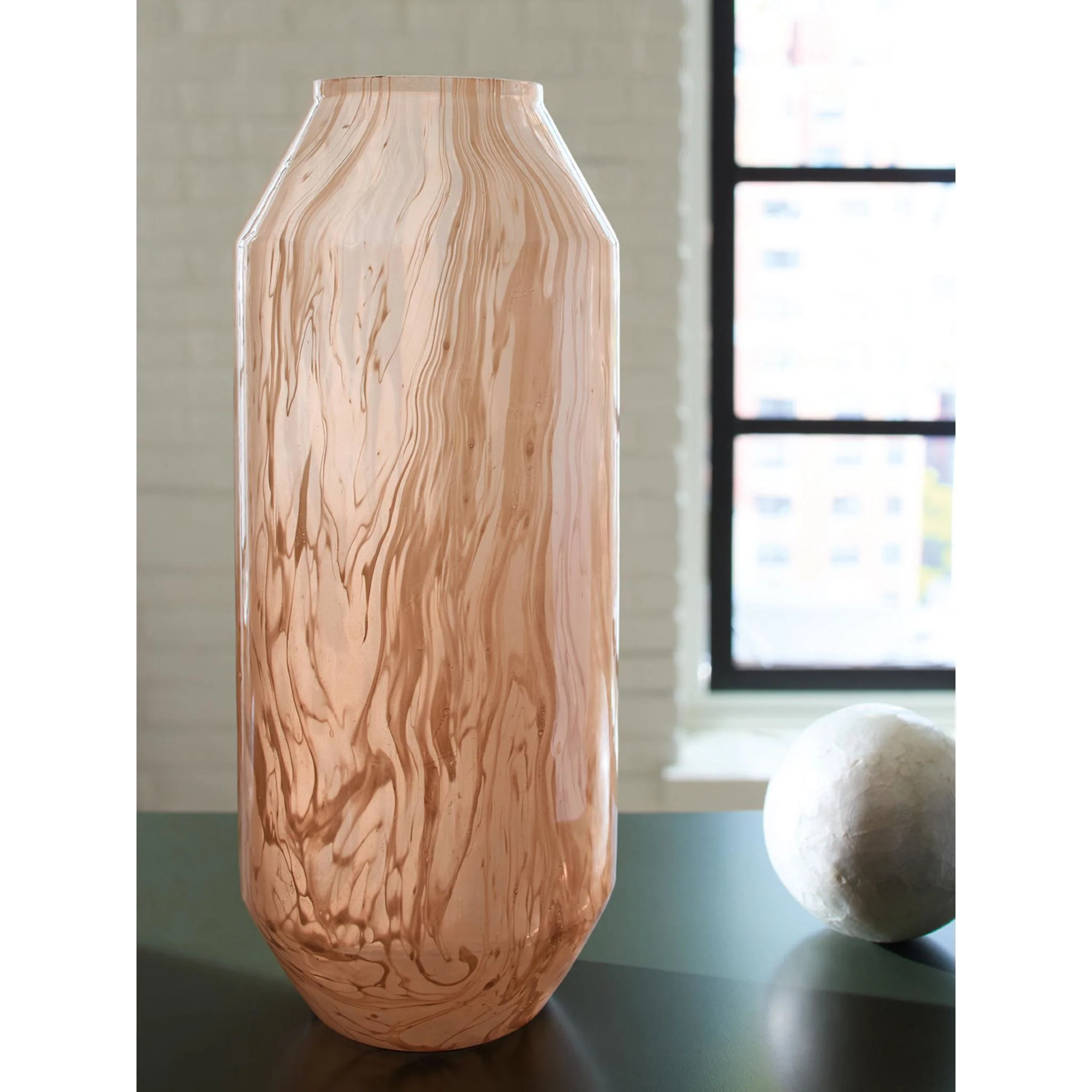 Dushby Vase - Image 3