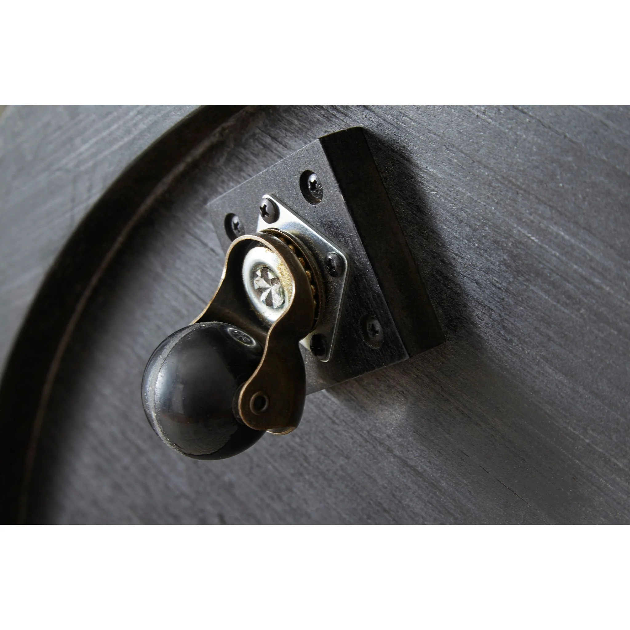 Dyonton Coffee Table - Image 5