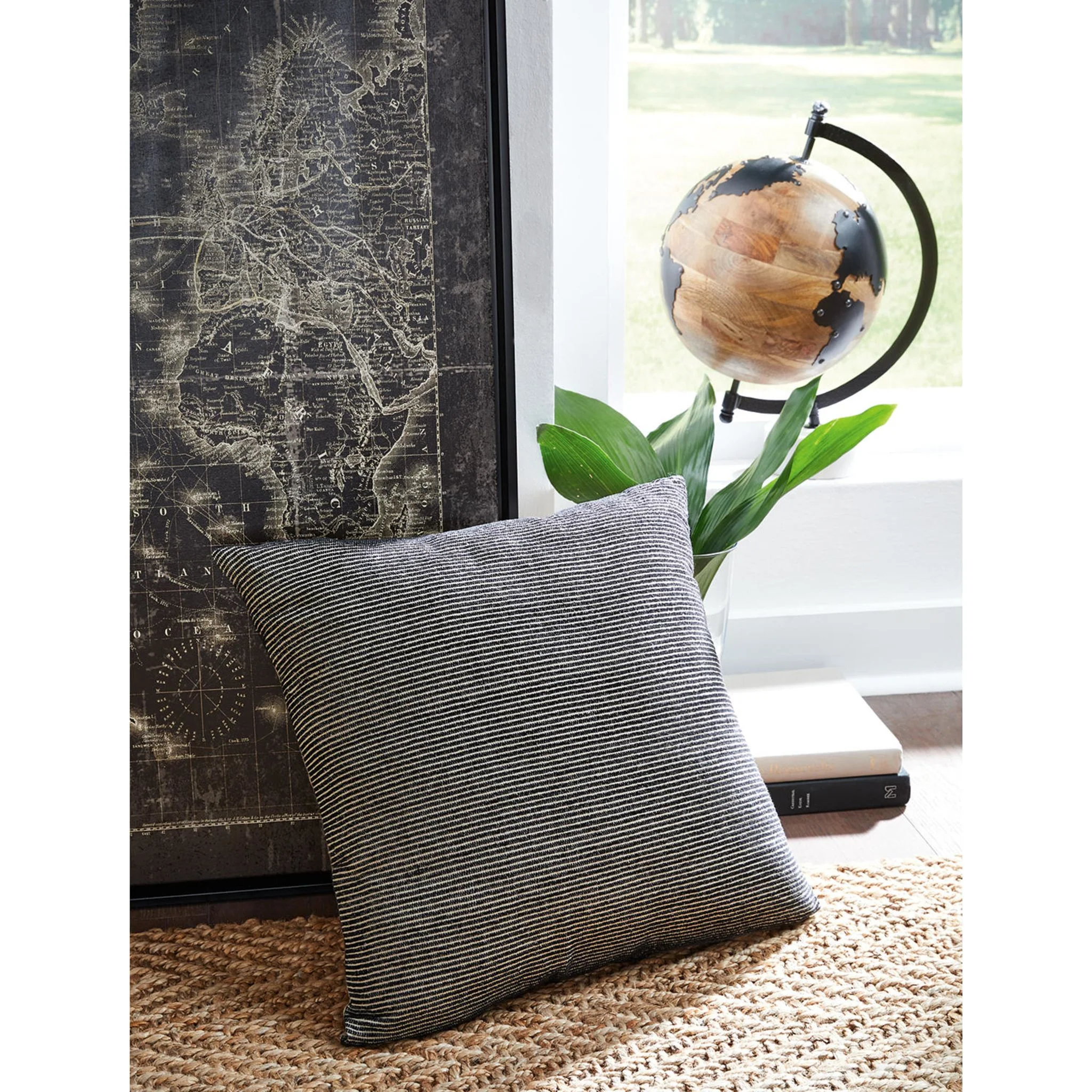Edelmont Accent Pillow - Image 2