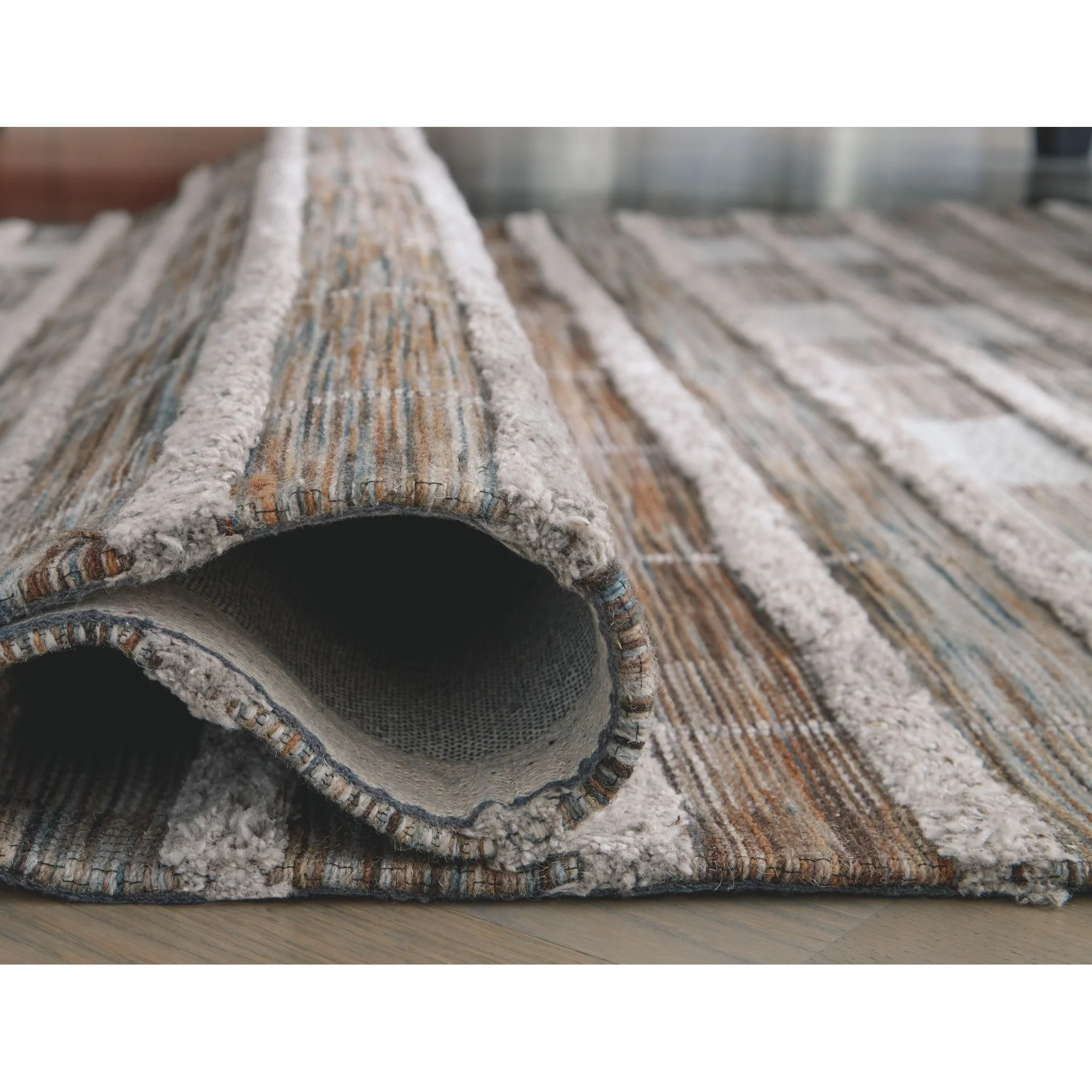 Edrea Area Rug - Image 4