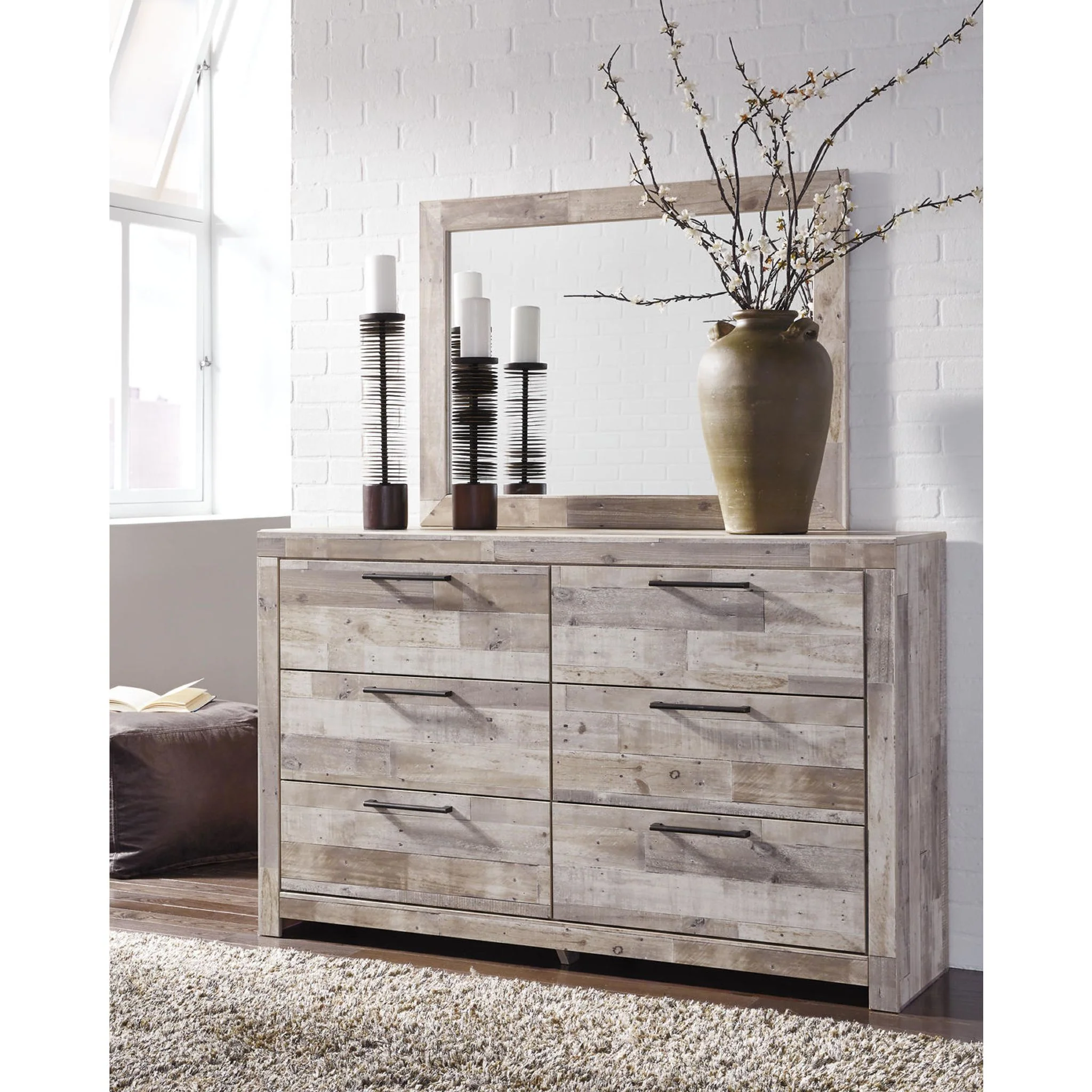 Effie-Exclusive 5 Piece Storage Bedroom - Image 17