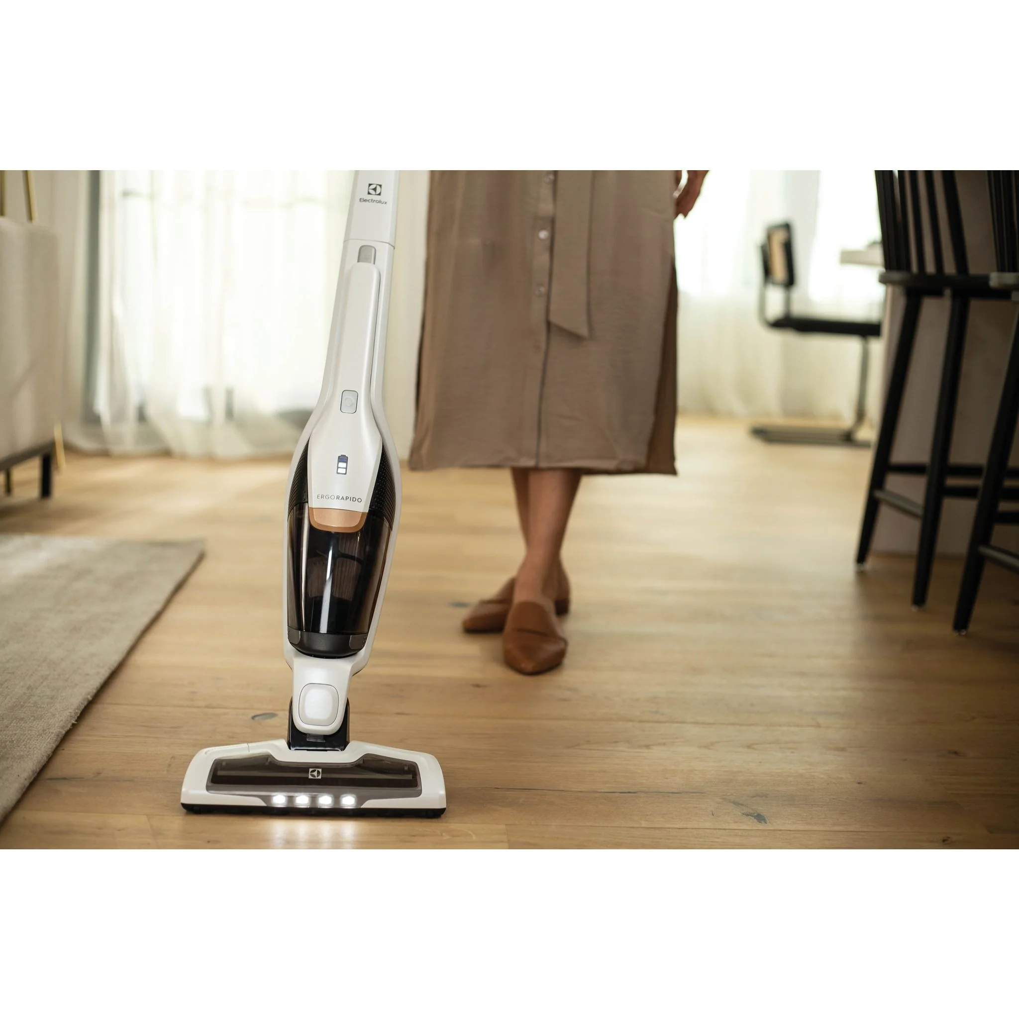 Electrolux Ergorapido™ Vacuum - White ( EHVS2510AW ) - Image 11