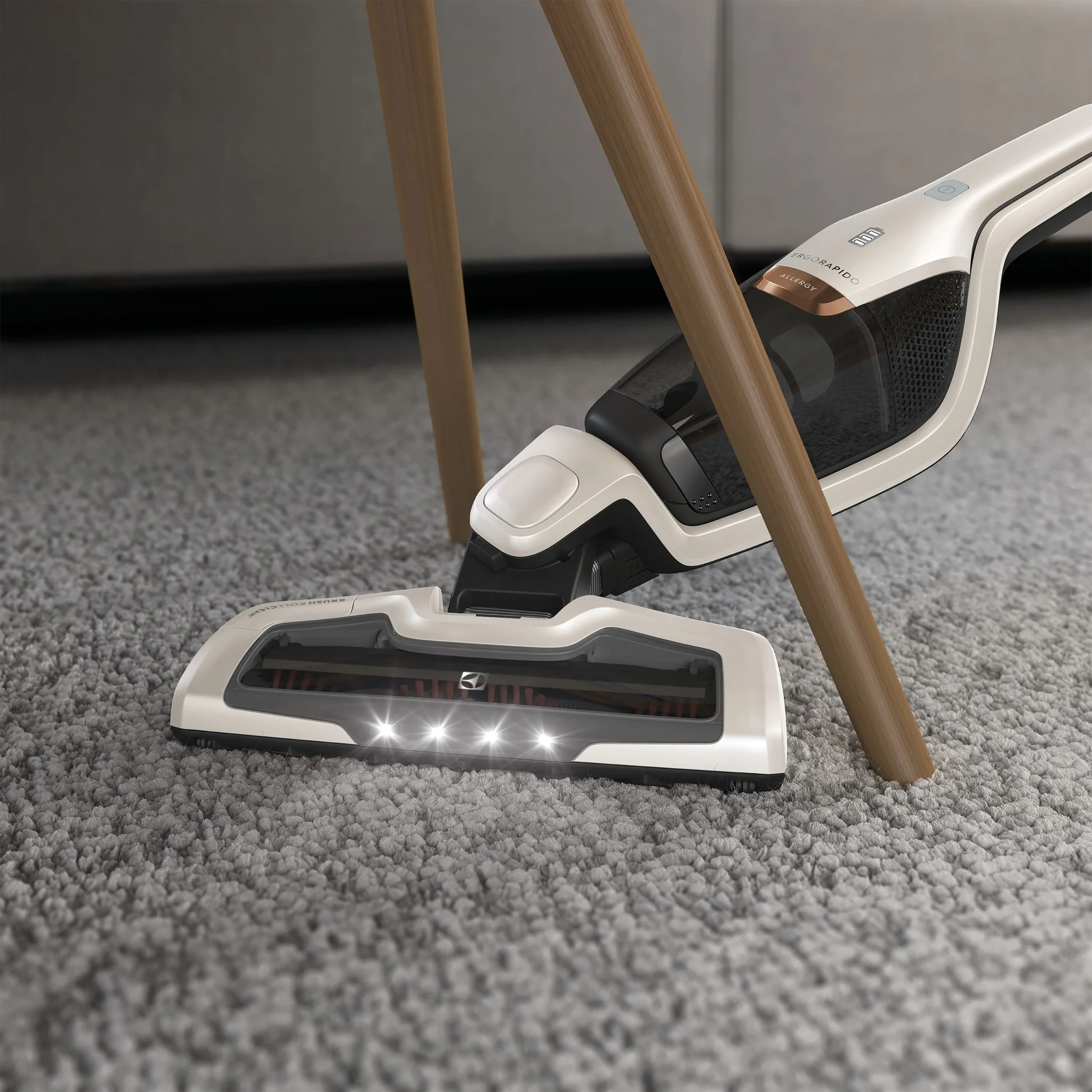 Electrolux Ergorapido™ Vacuum - White ( EHVS2510AW ) - Image 24