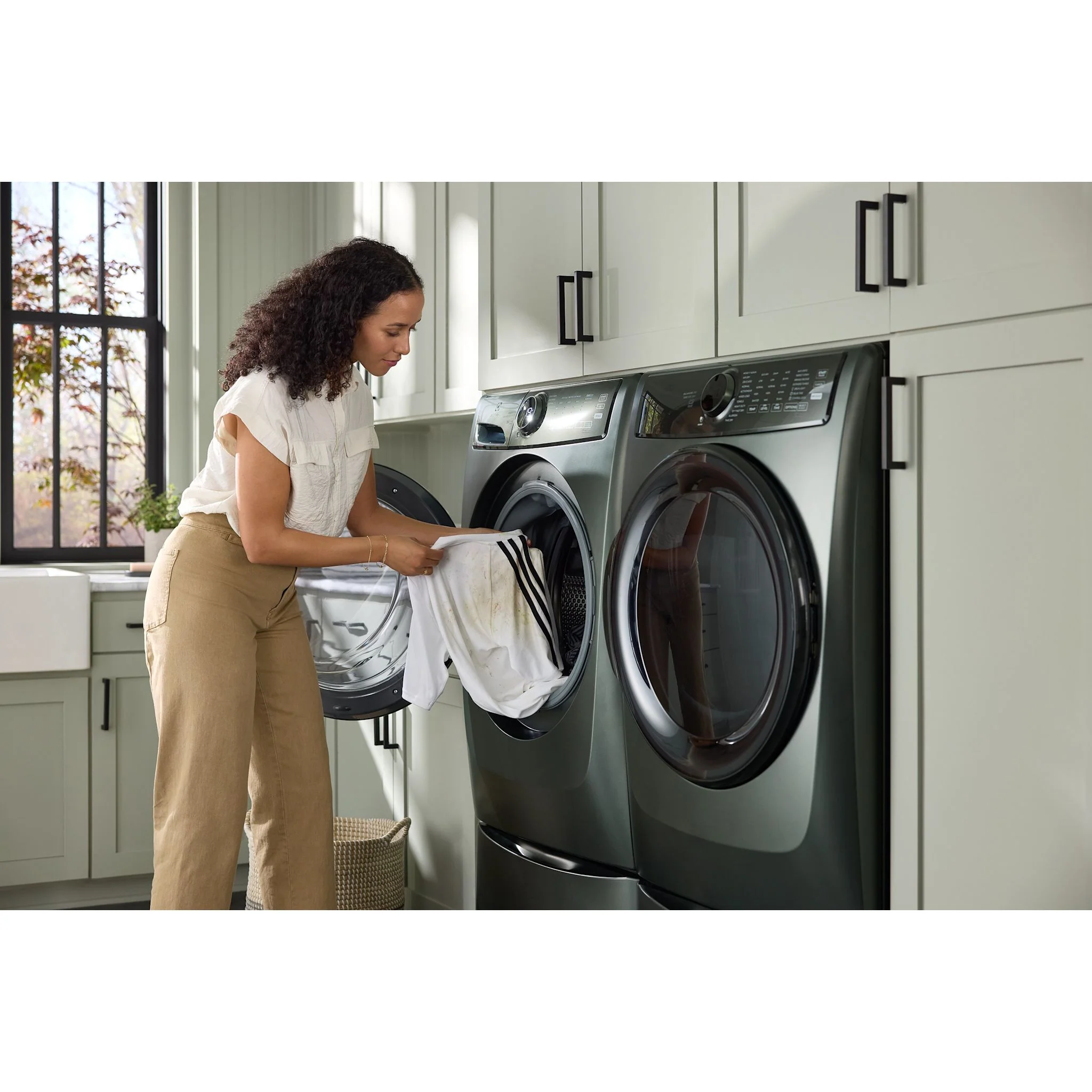Electrolux Front Load Pair (ELFW7738AA-ELFE773CAA) - Alpine Green - Image 3