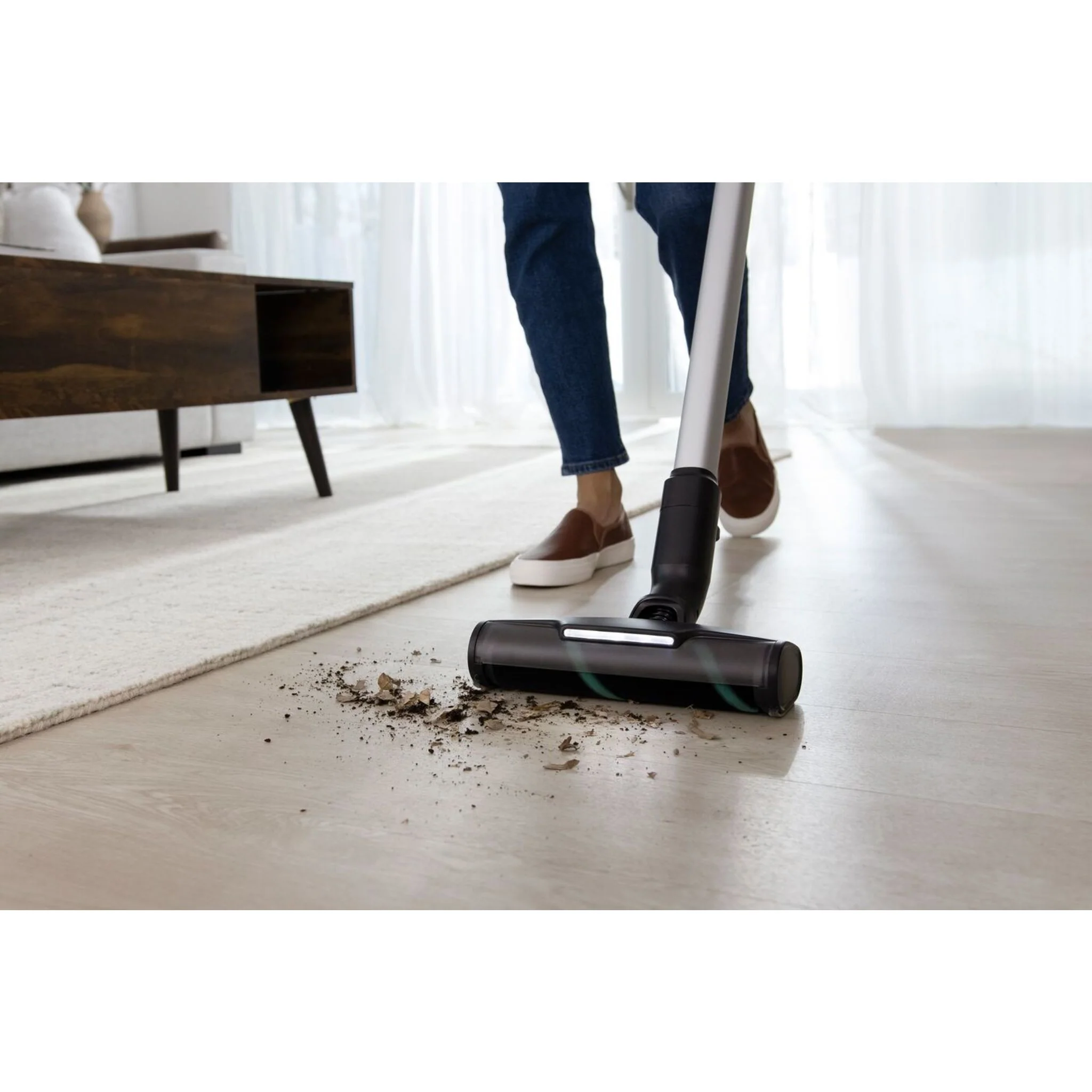 Electrolux Ultimate600™ Complete Home Vacuum - White (EHVS65W1AW) - Image 6