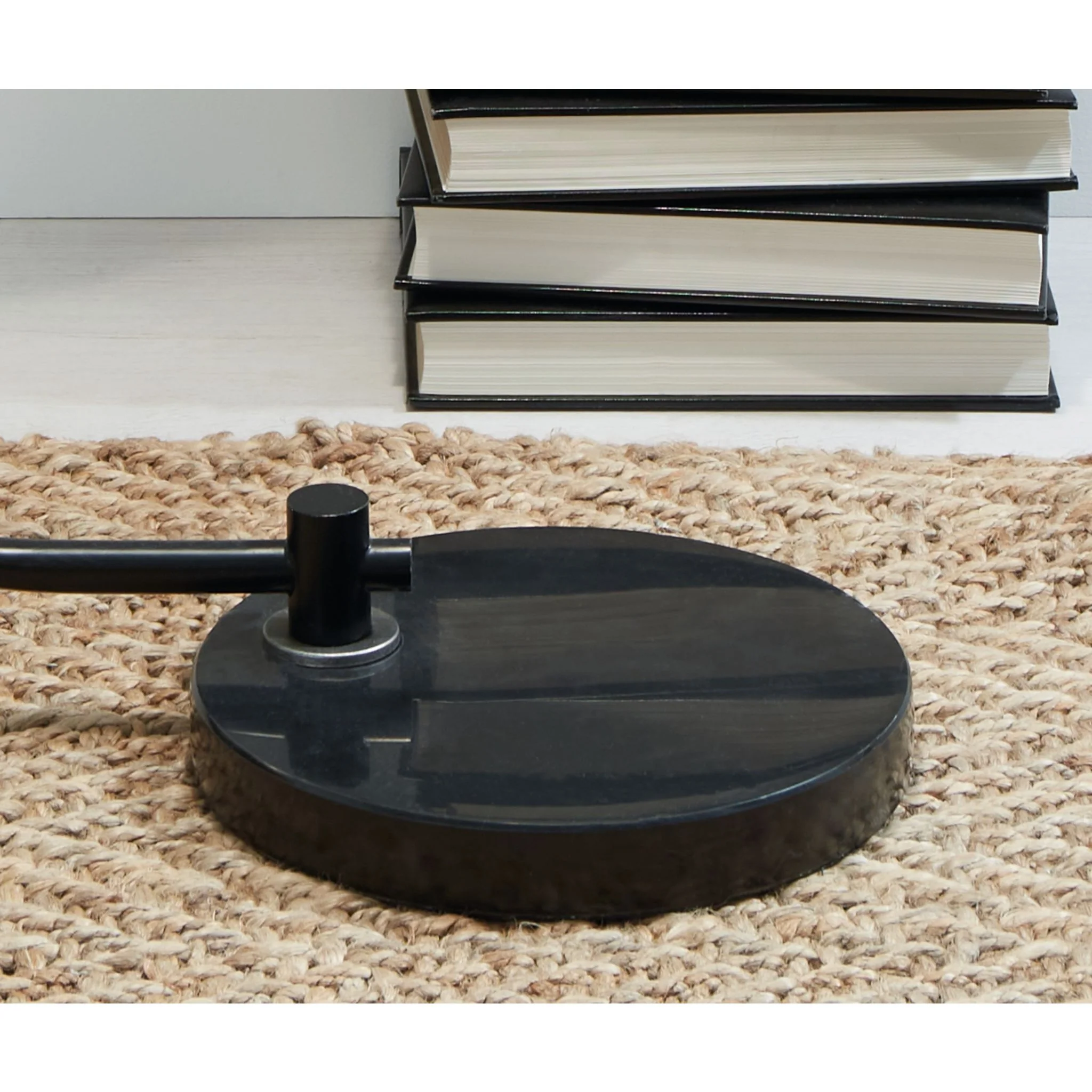 Eliridge Floor Lamp - Image 3