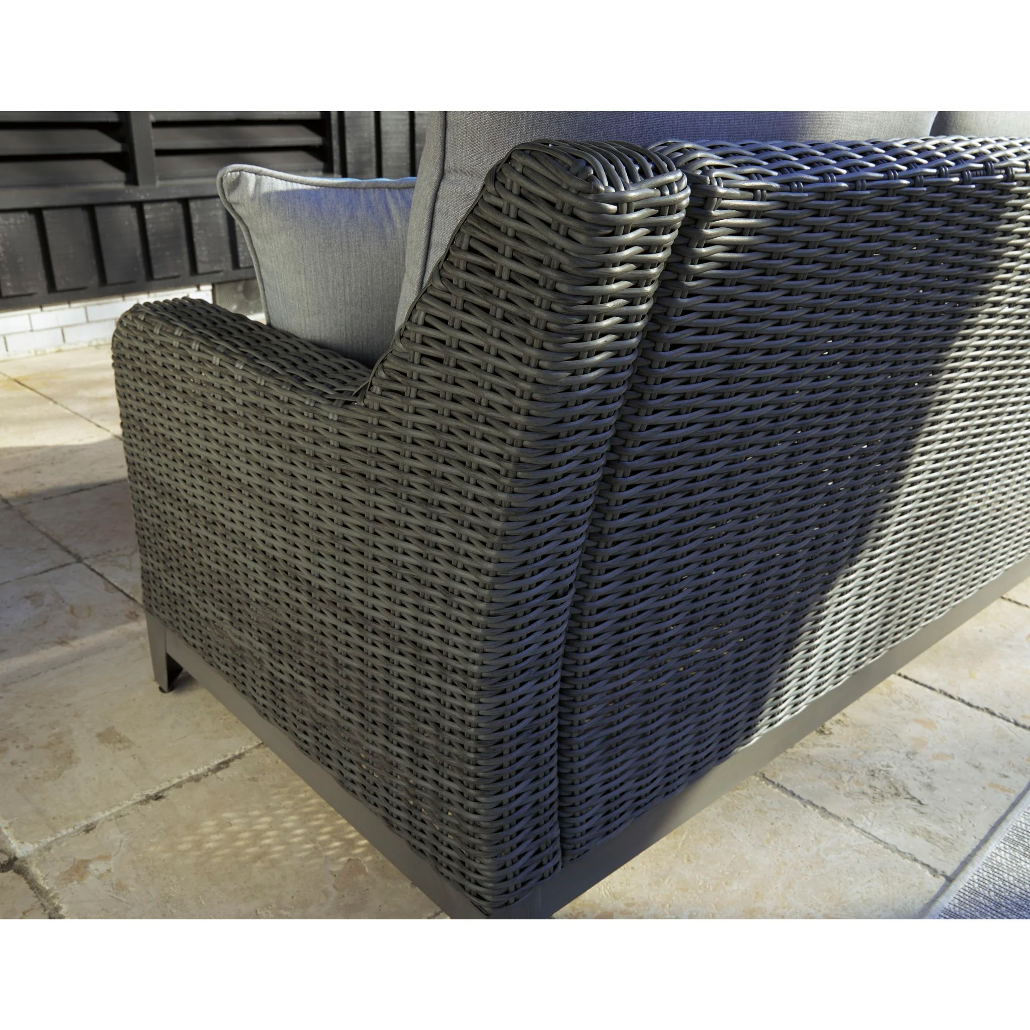 Elite Park Outdoor Loveseat with Cushion - Image 6
