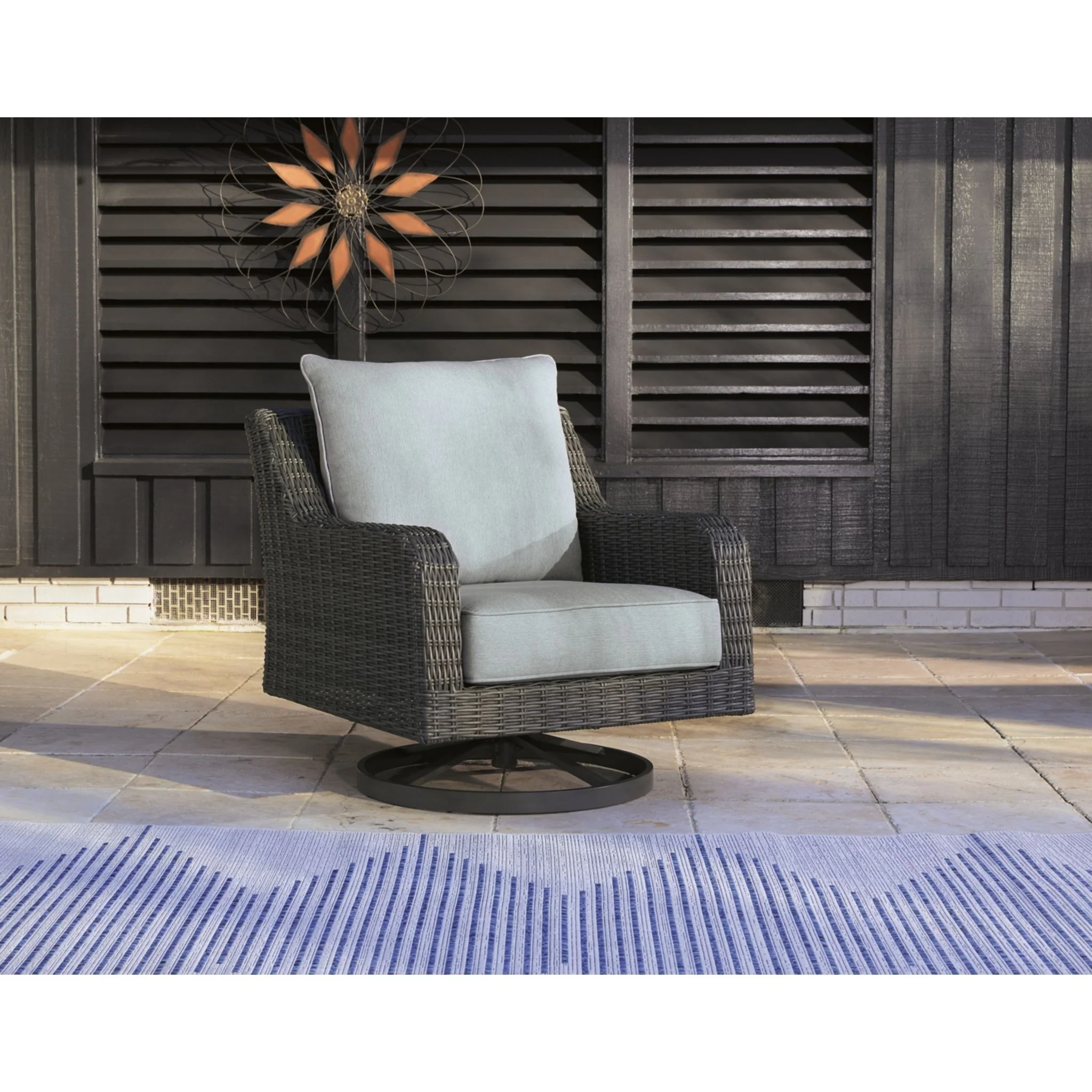 Elite Park Outdoor Swivel Lounge Chair with Cushion - Image 3