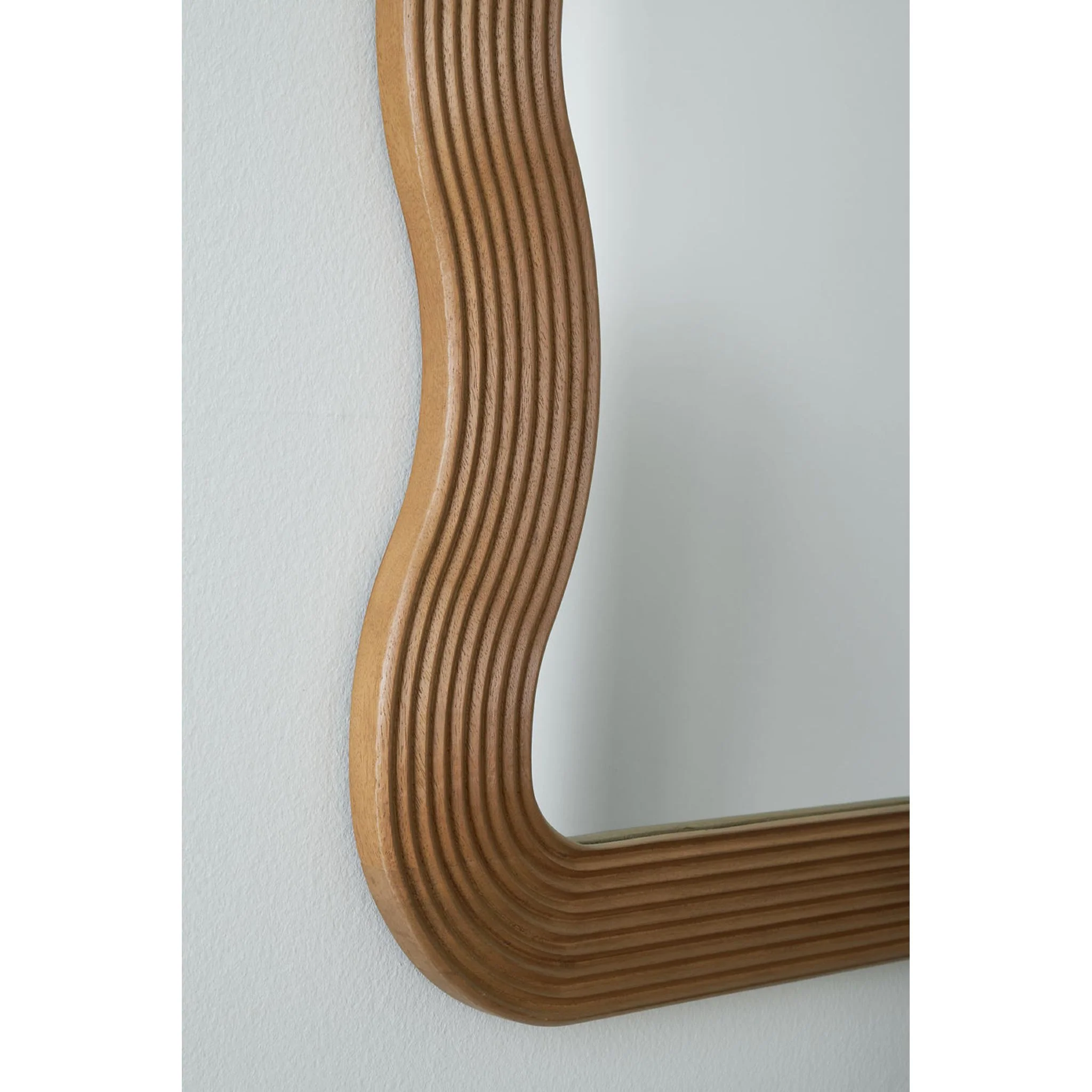 Ellisonville Floor Mirror - Image 5