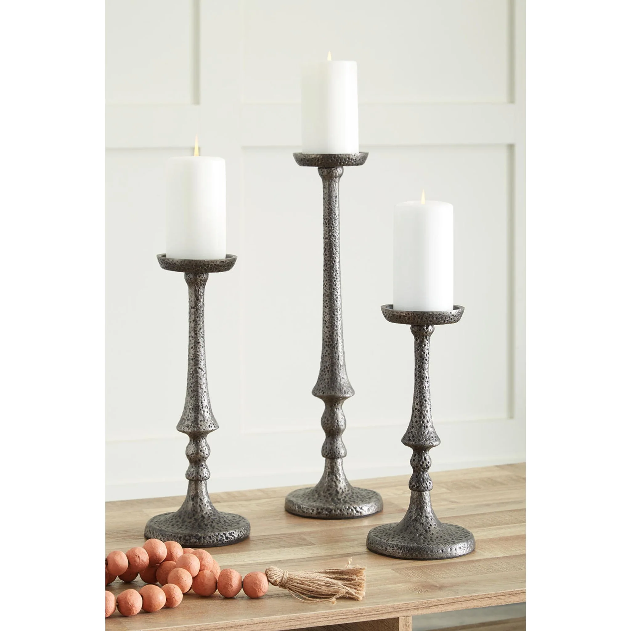 Eravell Candle Holder (Set of 3) - Image 5