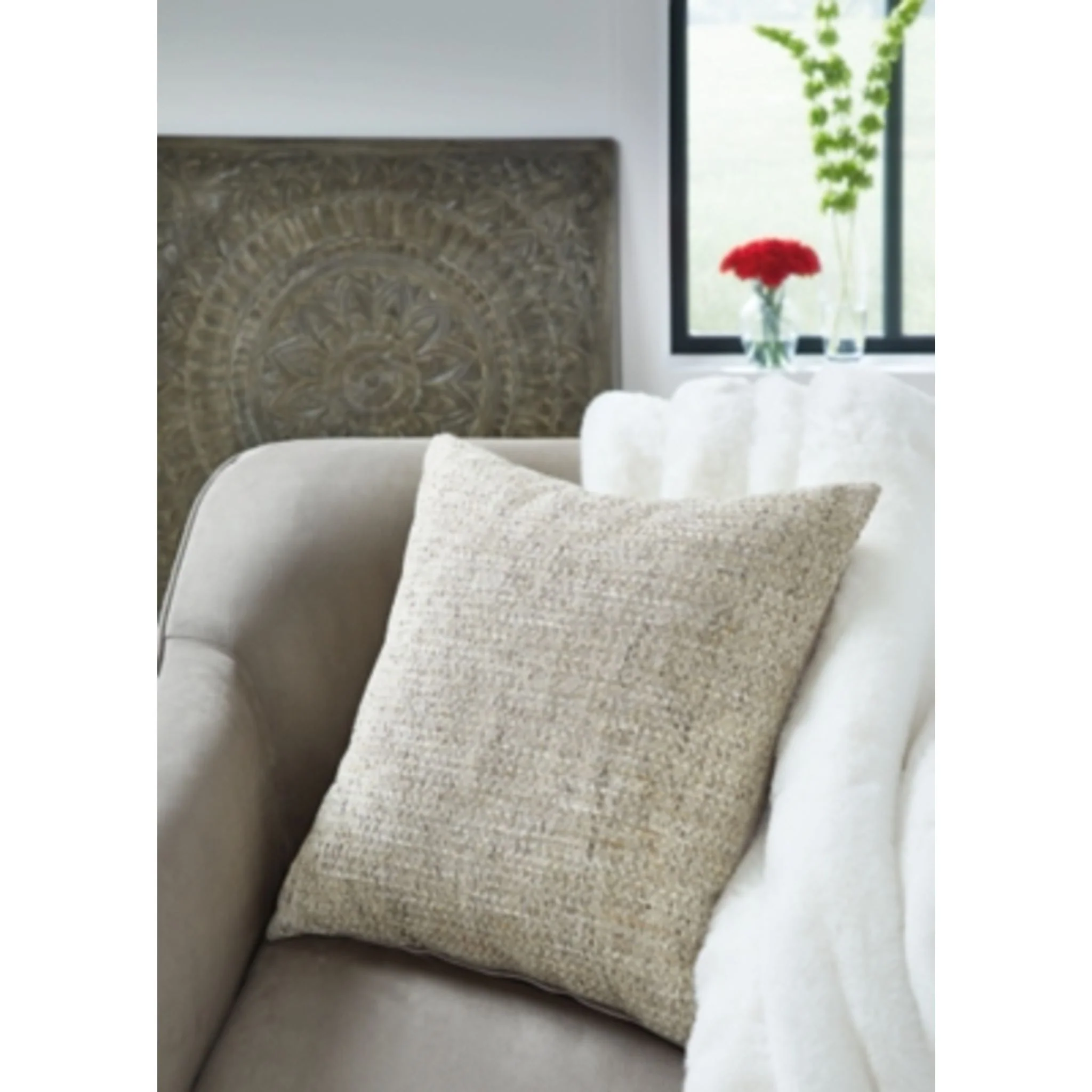 Erline Accent Pillow - Image 9