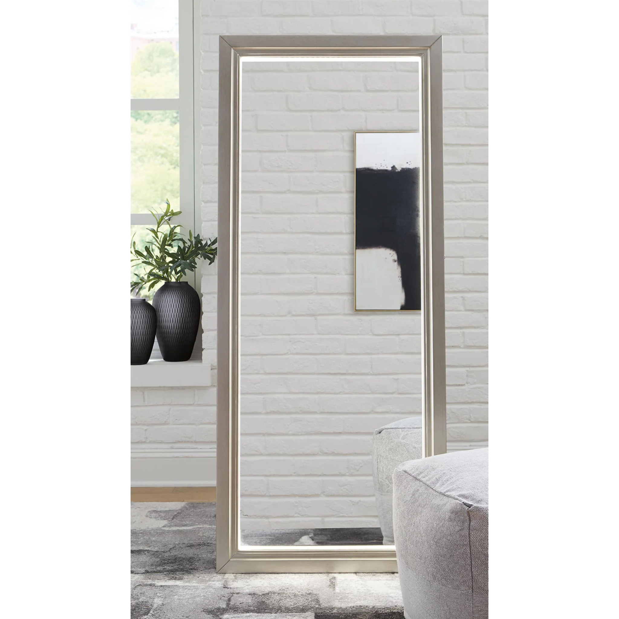 Evesen Floor Mirror - Image 2