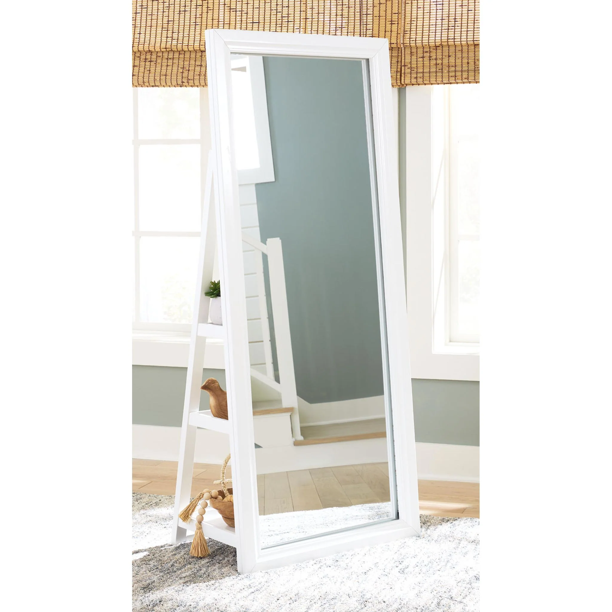 Evesen Floor Mirror - Image 4