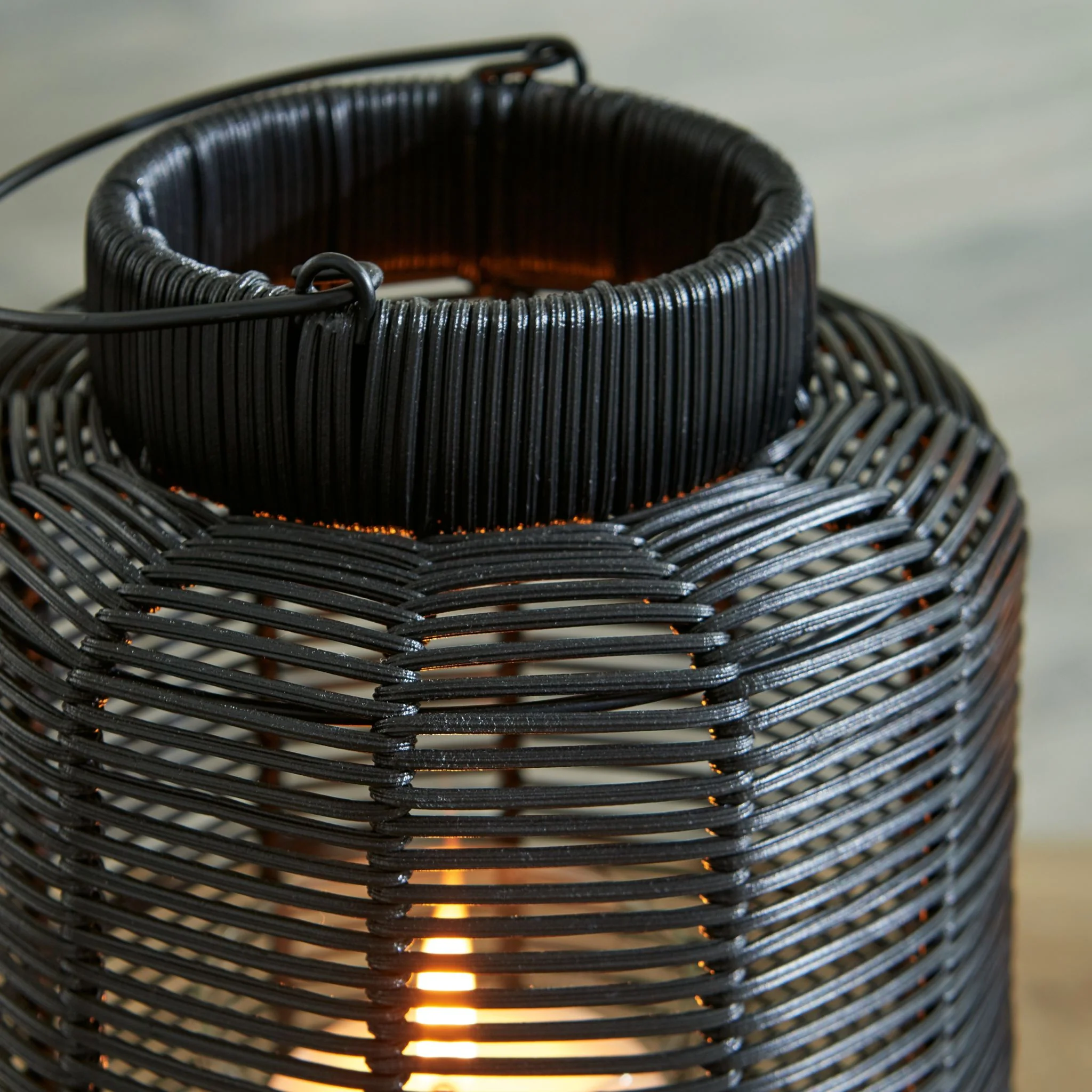 Evonne LANTERN - Image 4