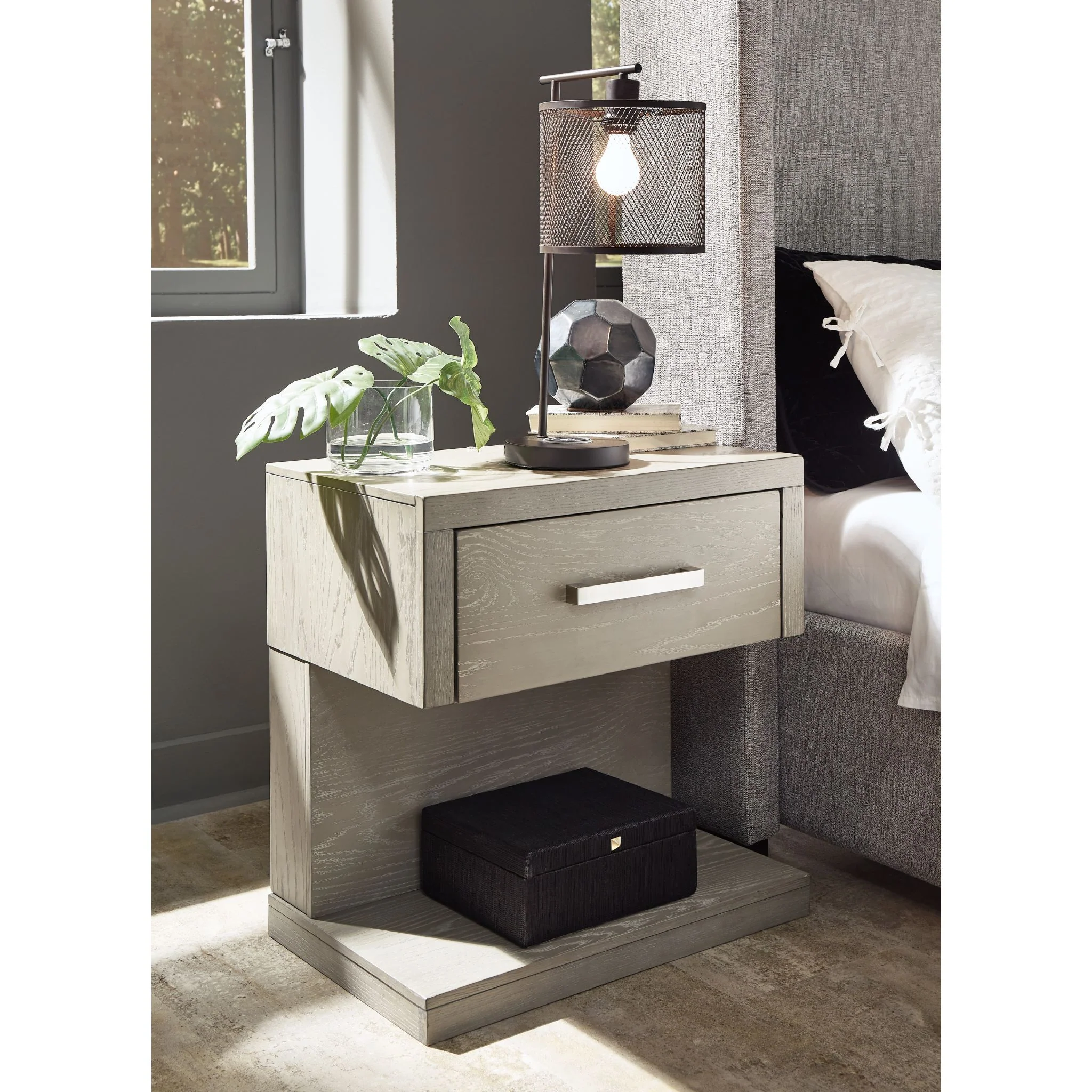 Fawnburg-EXCLUSIVE One Drawer Nightstand - Image 5
