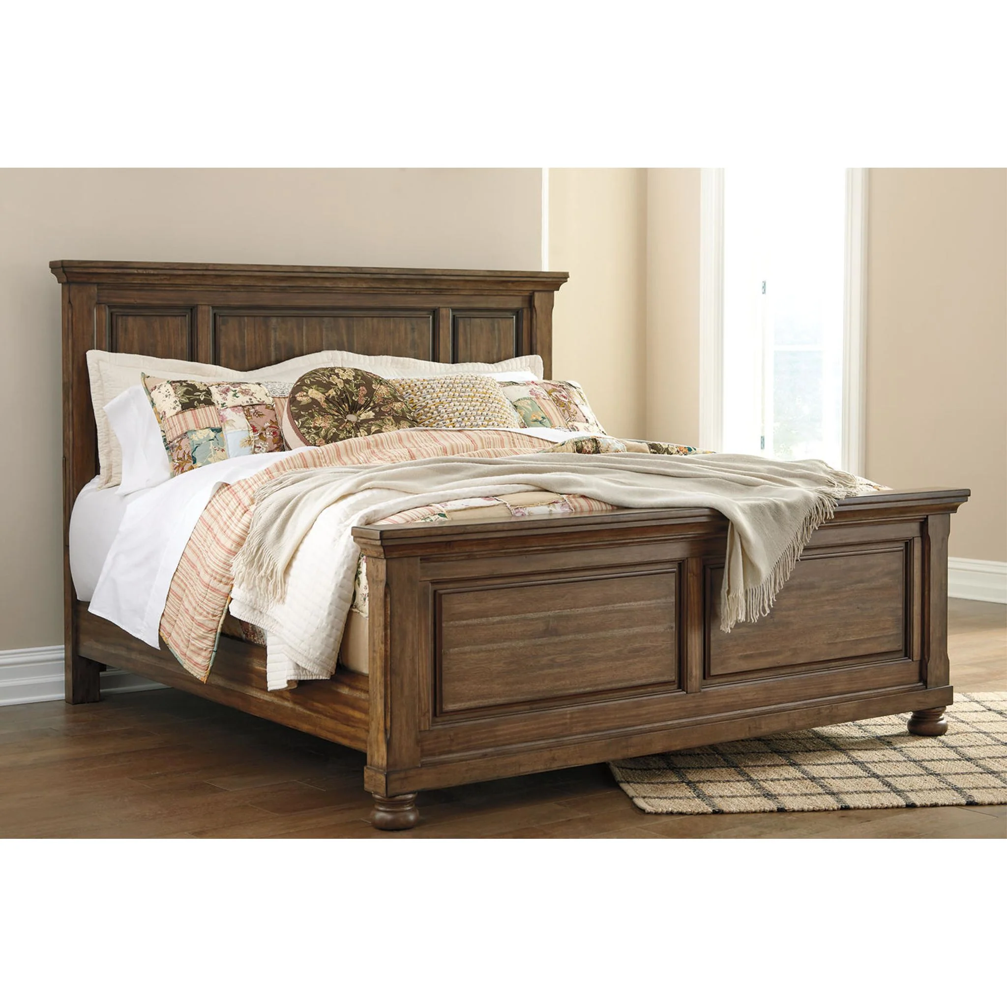 Flynnter Panel Bed - Image 9