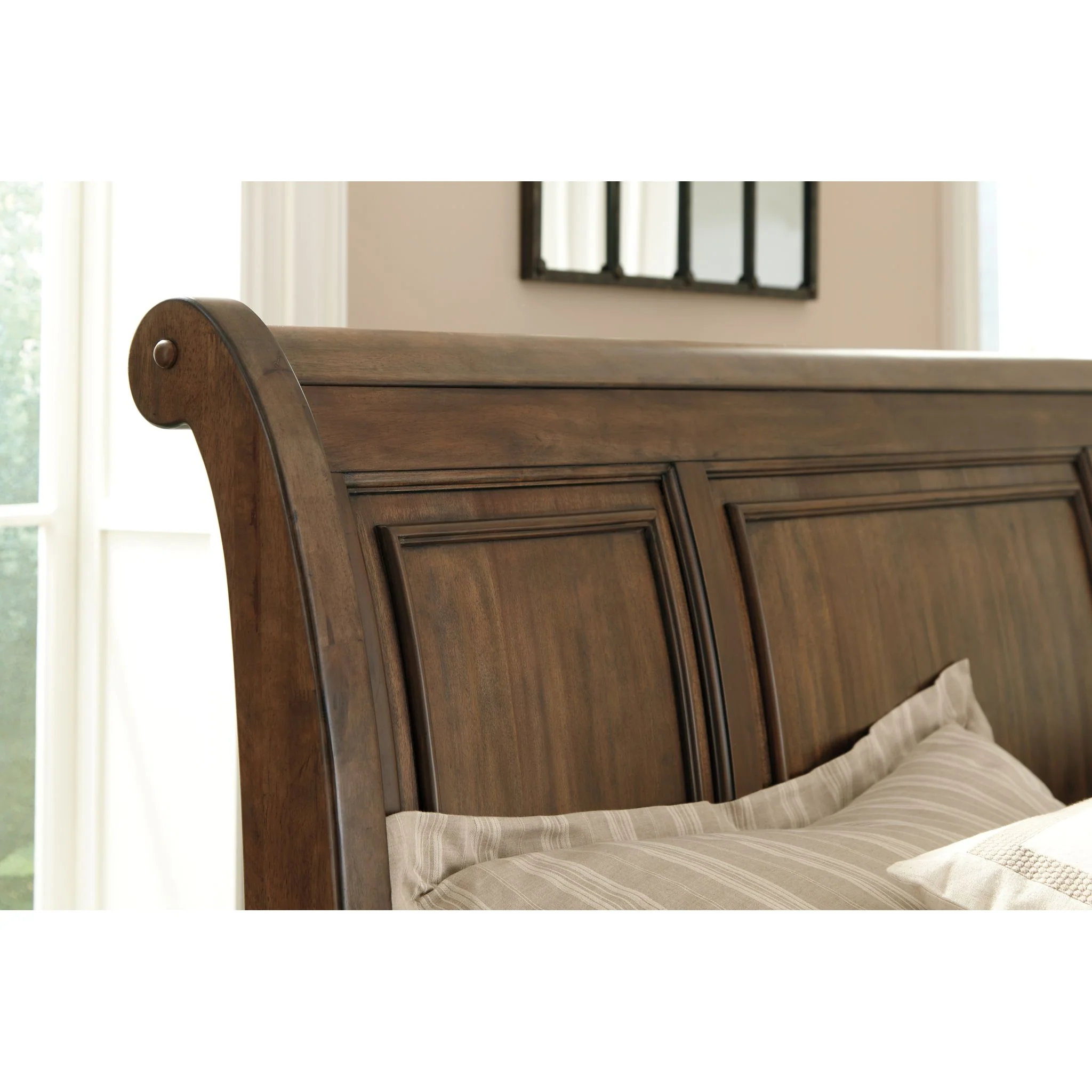 Flynnter Sleigh Storage Bed - Image 8