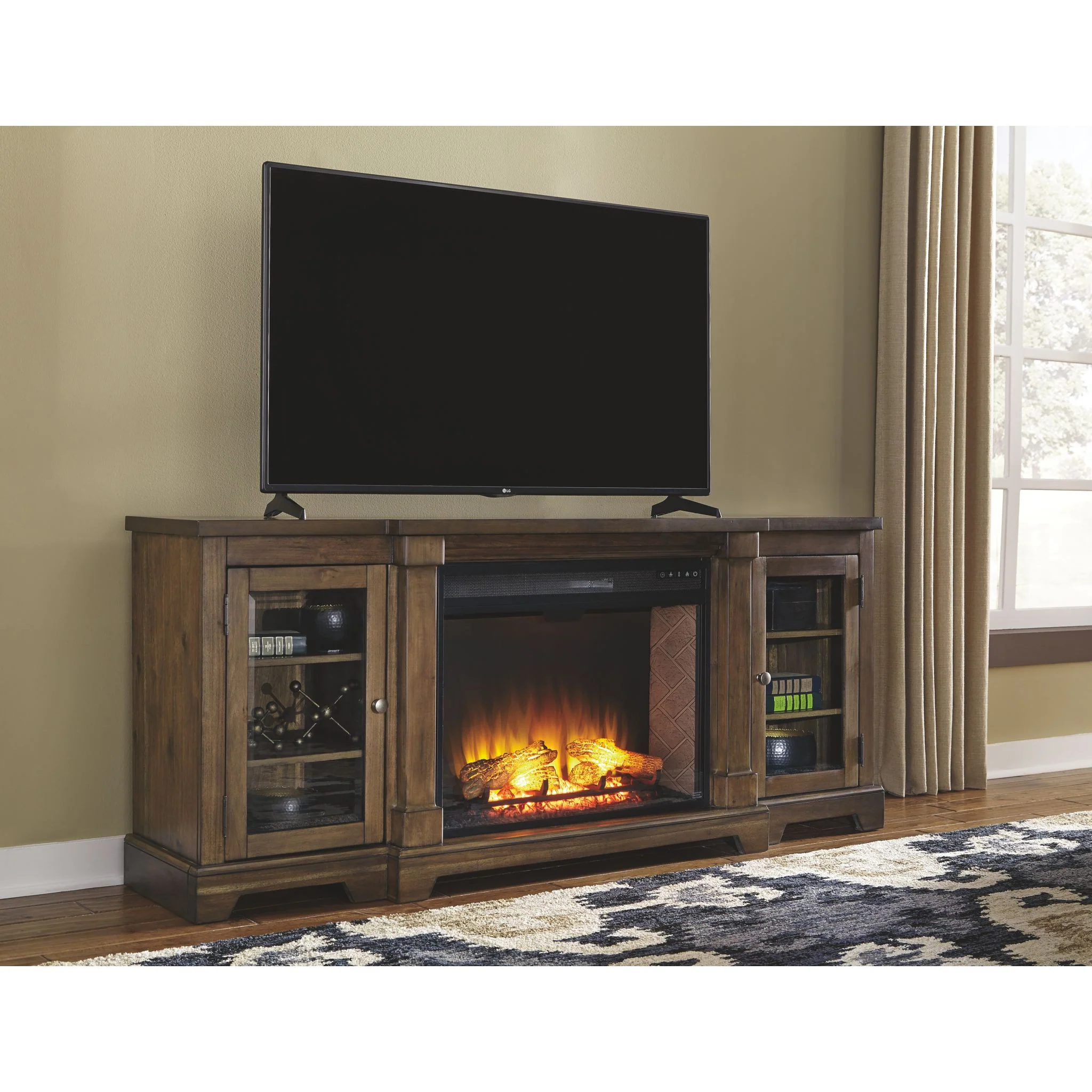 Flynnter TV Stand - Image 5