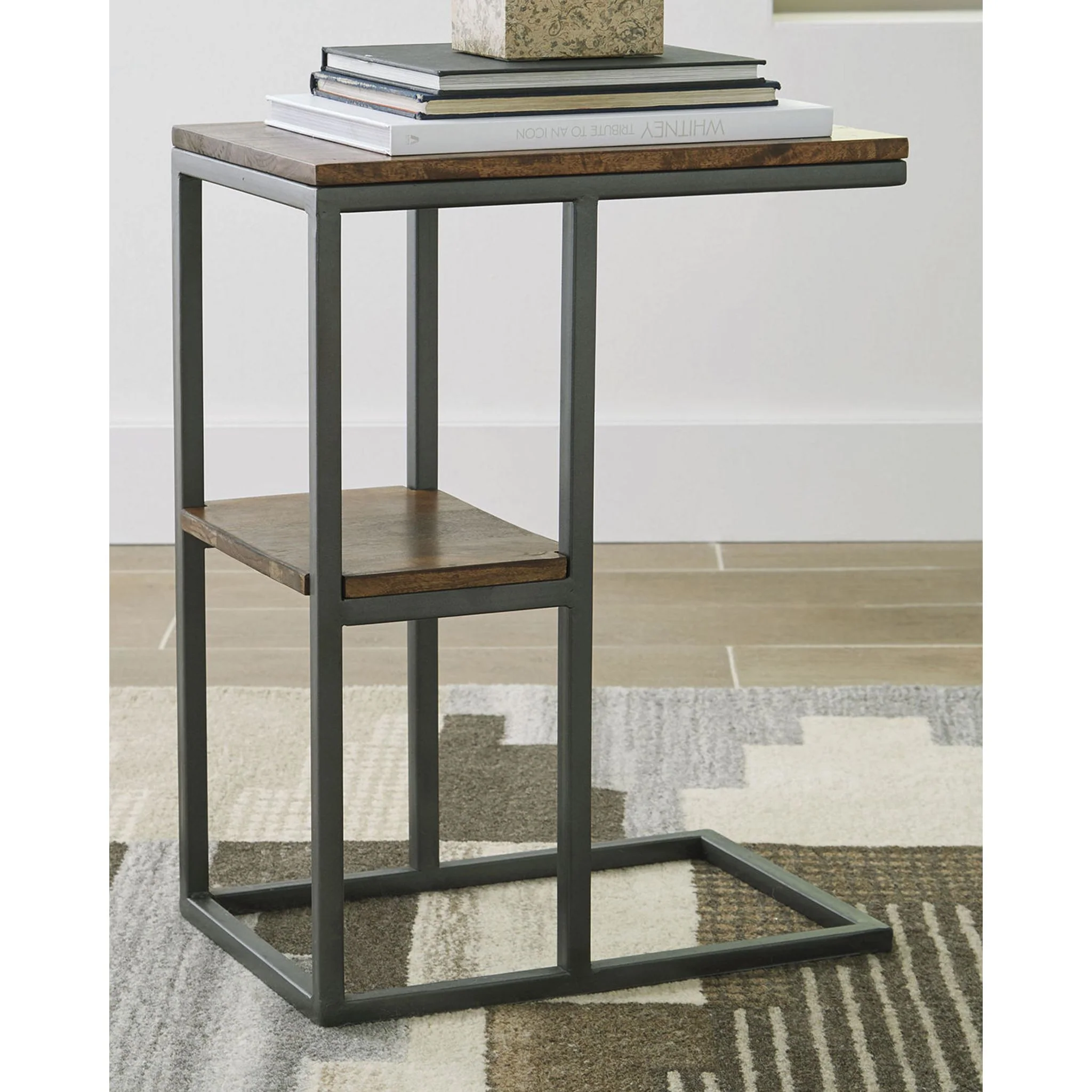 Forestmin Accent Table - Image 2