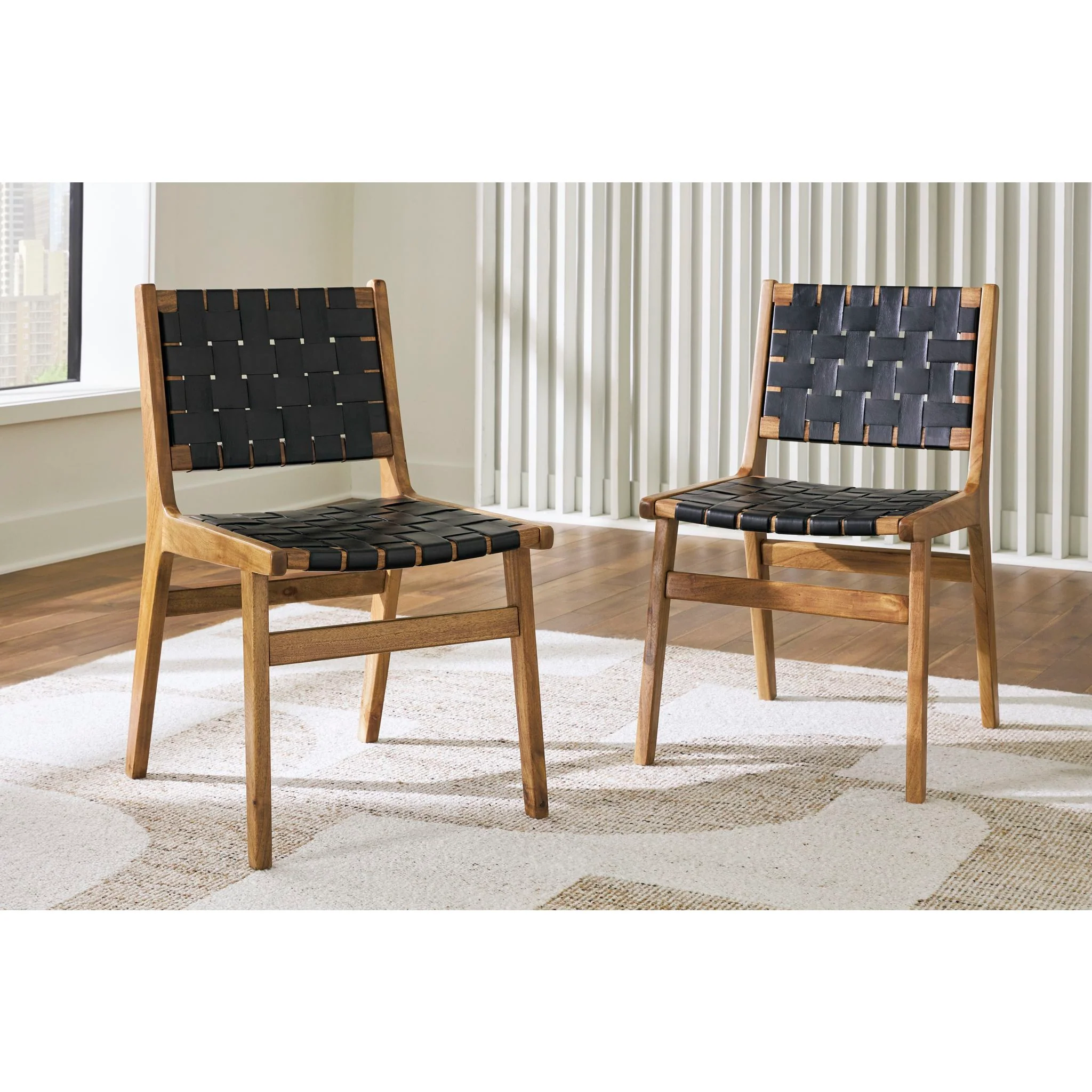 Fortmaine Dining Set - Image 22