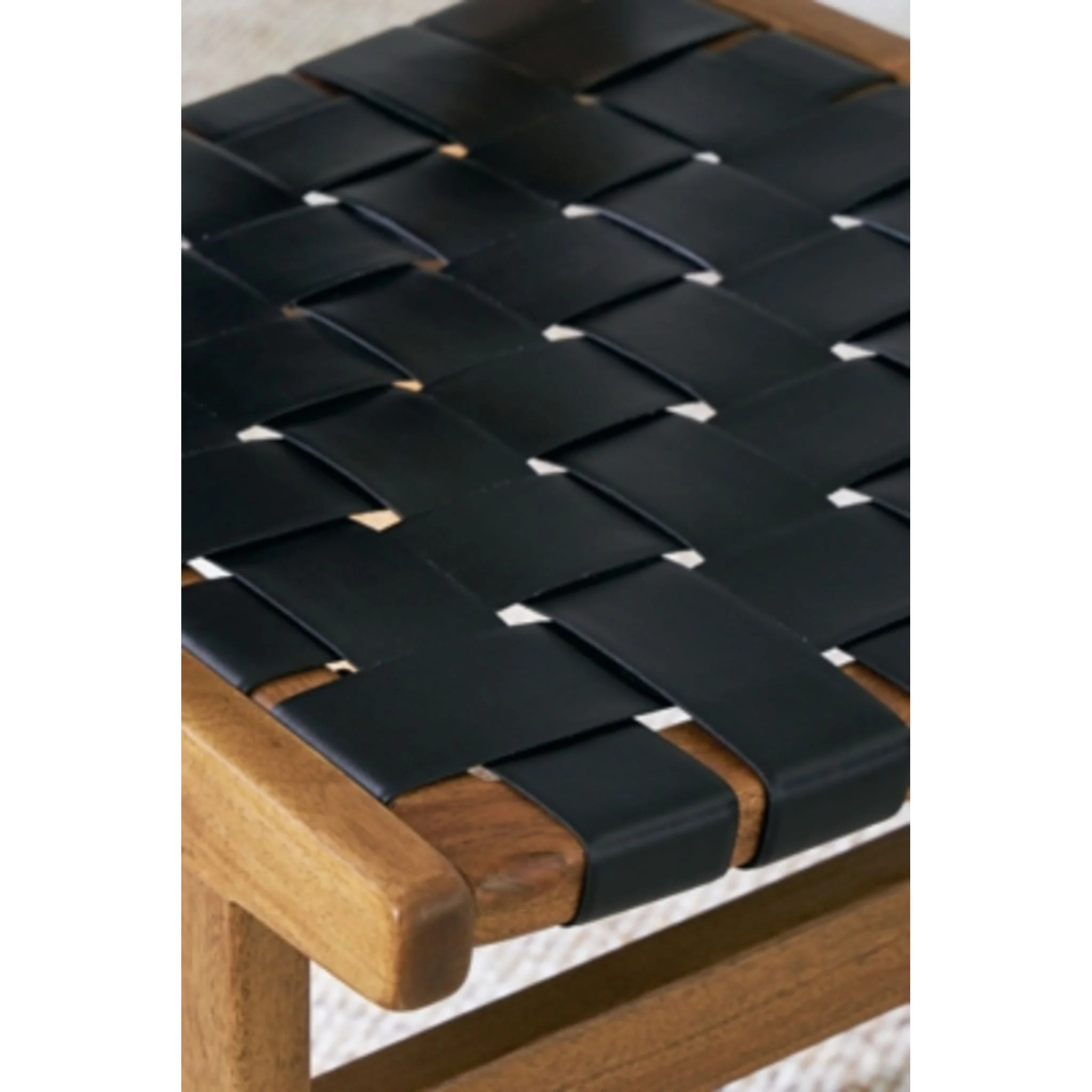Fortmaine Dining Set - Image 4
