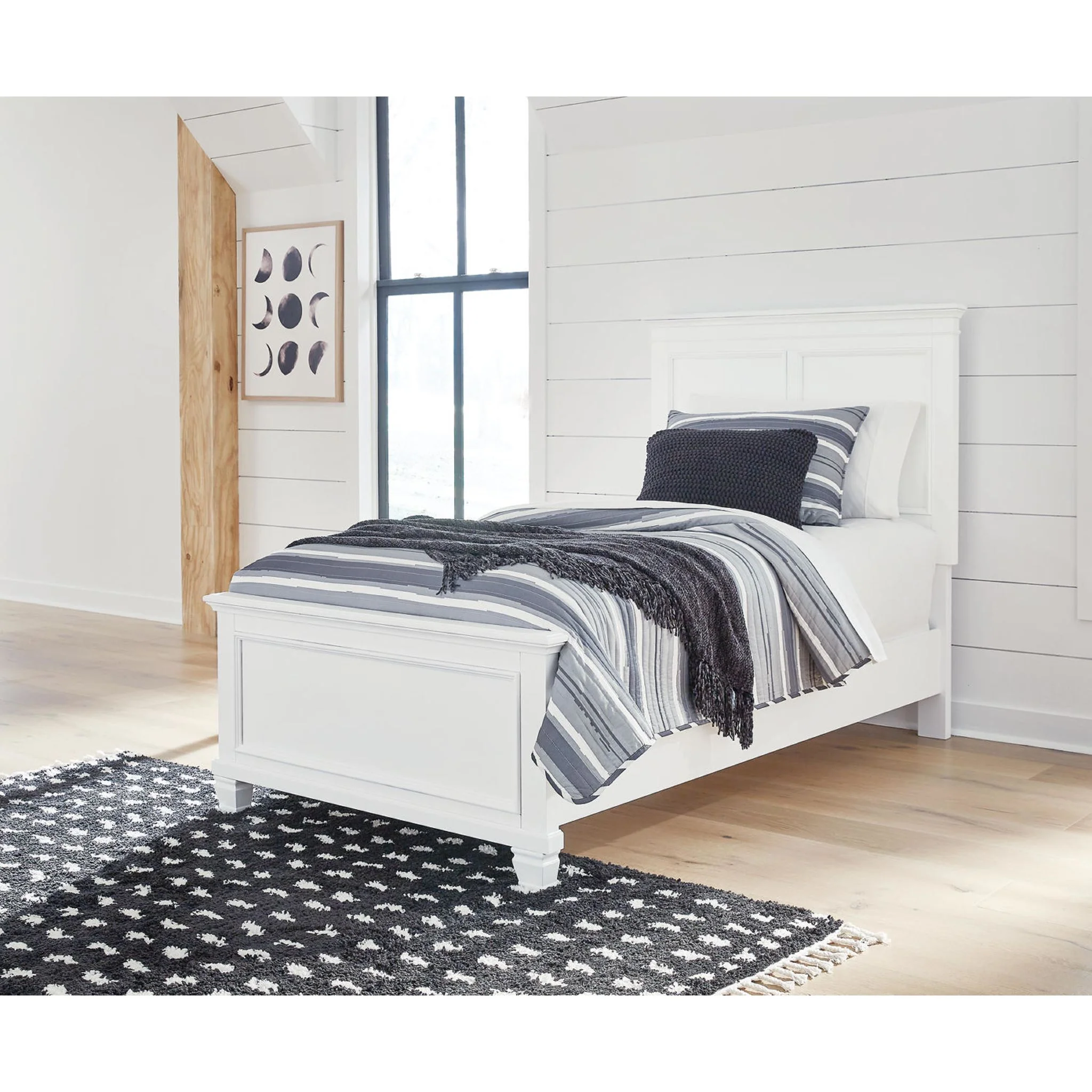 Fortman Panel Bed - Image 22