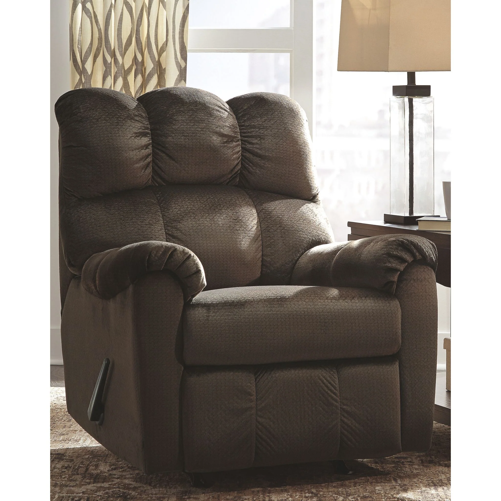 Foxfield Rocker Recliner - Image 2