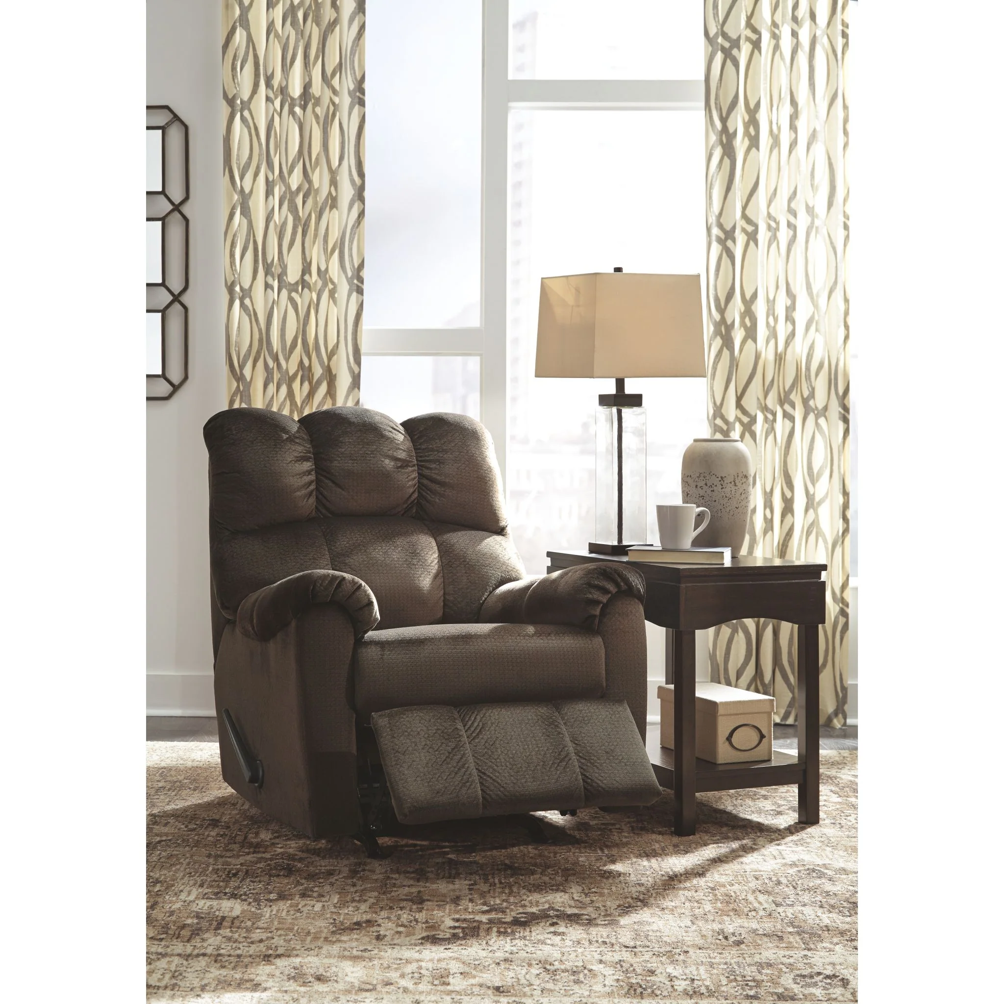 Foxfield Rocker Recliner - Image 6