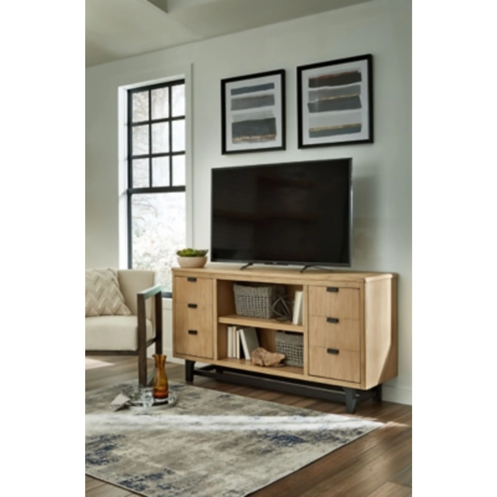 Freslowe TV Stand - Image 2