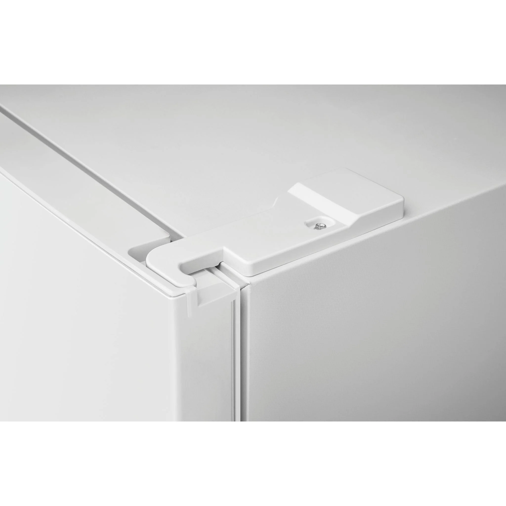 Frigidaire 12 Cu. Ft. Garage Ready Top Freezer Apartment-Size Refrigerator - White ( FFET1222UW ) - Image 7