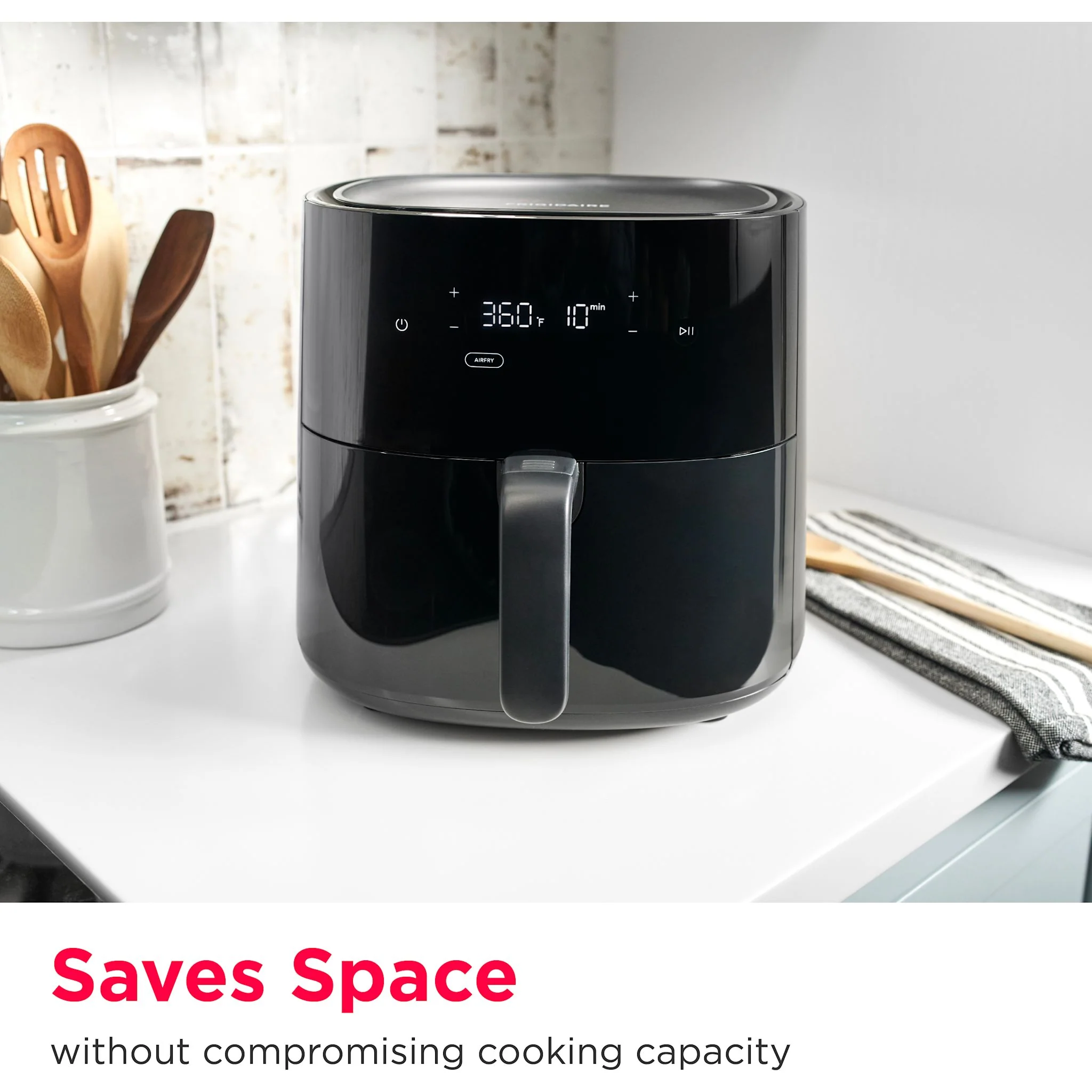 Frigidaire 3-in-1 5.3 Quart Air Fryer - Black ( FRAFM100B ) - Image 5