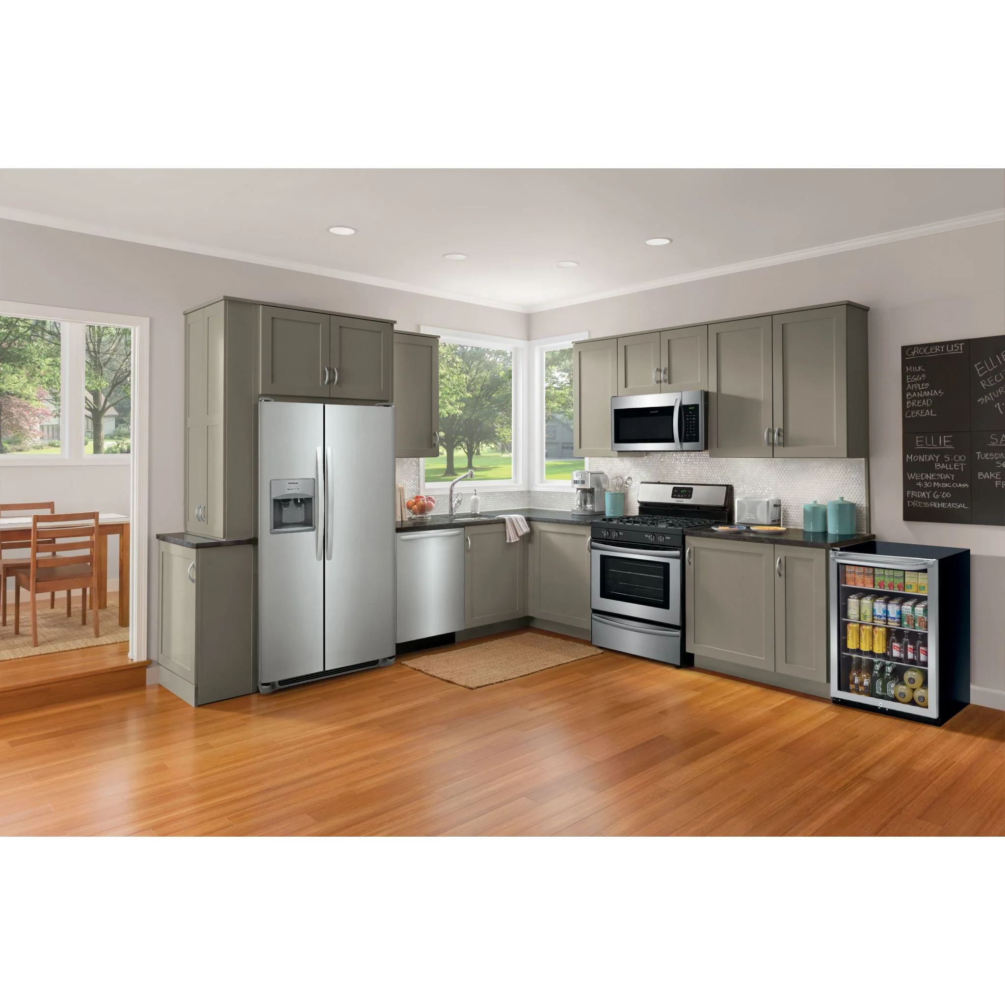 Frigidaire Beverage Cooler (FFBC4622QS) - Stainless Steel - Image 7