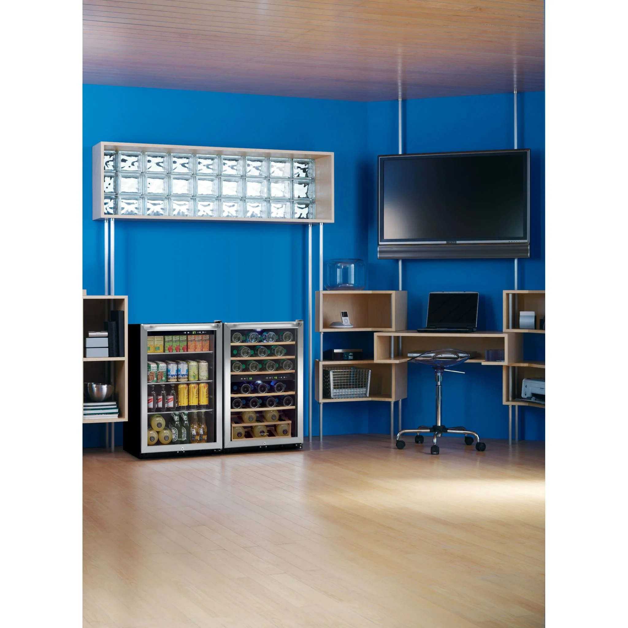Frigidaire Beverage Cooler (FFBC4622QS) - Stainless Steel - Image 8
