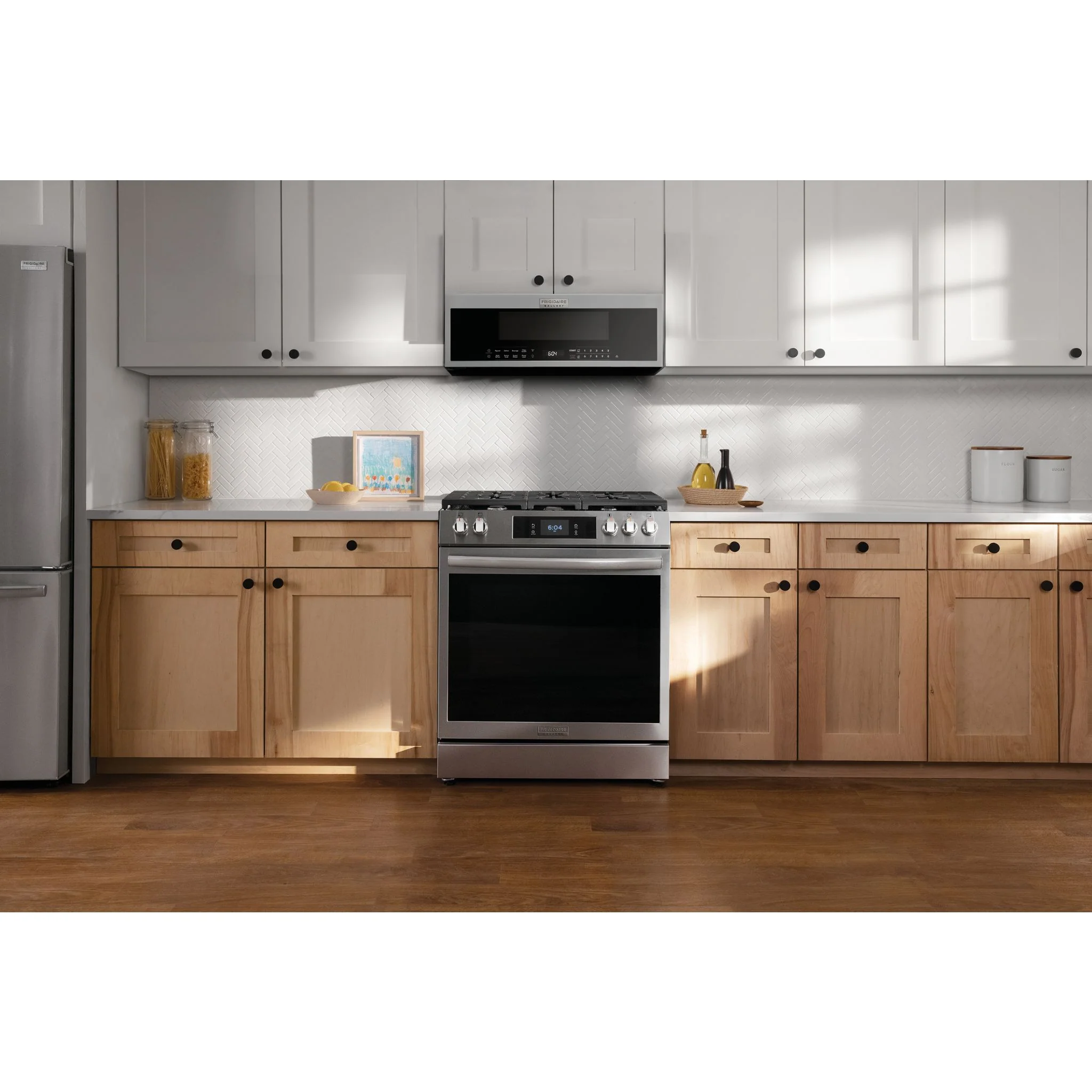 Frigidaire Gallery 1.2 Cu. Ft. Low-Profile Over-the-Range Microwave - Stainless Steel ( GMOS1266AF ) - Image 9