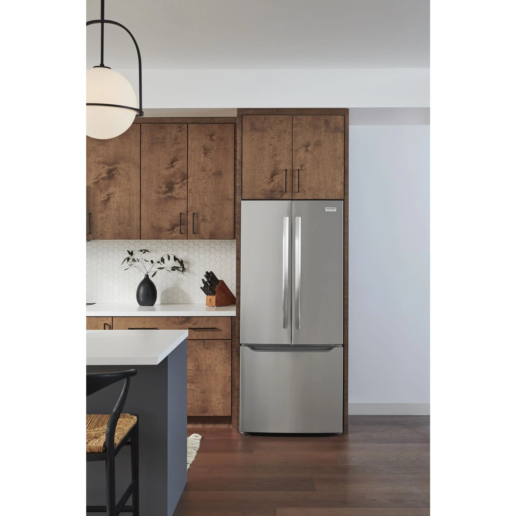 Frigidaire Gallery 20 Cu. Ft. Standard-Depth French Door Refrigerator - Stainless Steel ( GRFN2023AF ) - Image 22