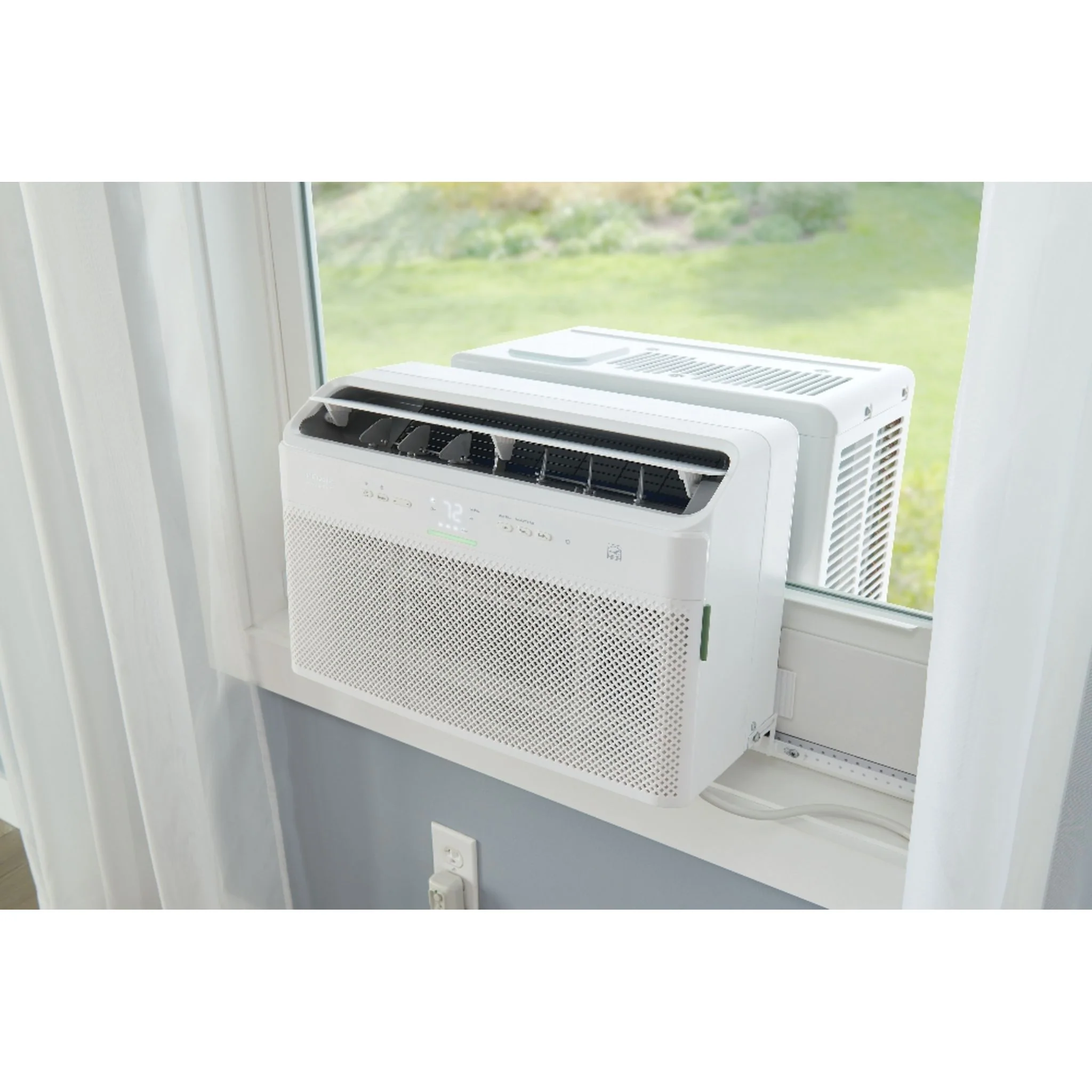 Frigidaire Gallery Air Conditioner (GHWQ105WD1) - White - Image 15