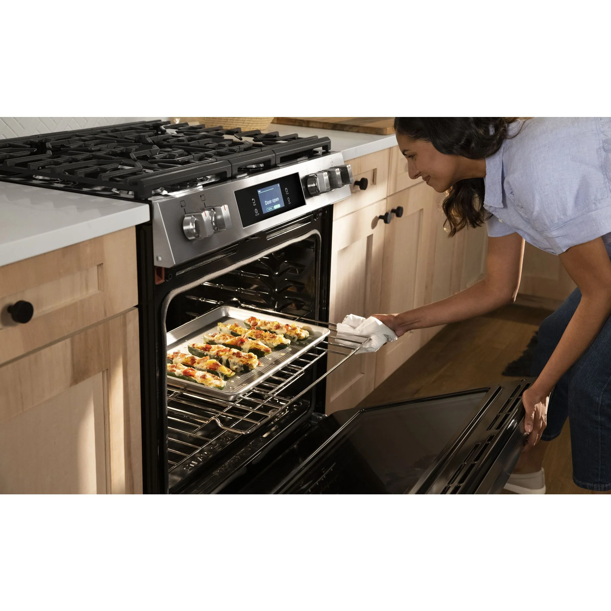 Frigidaire Gallery Gas Range (GCFG3060BF) - SmudgeProof Stainless Steel - Image 10