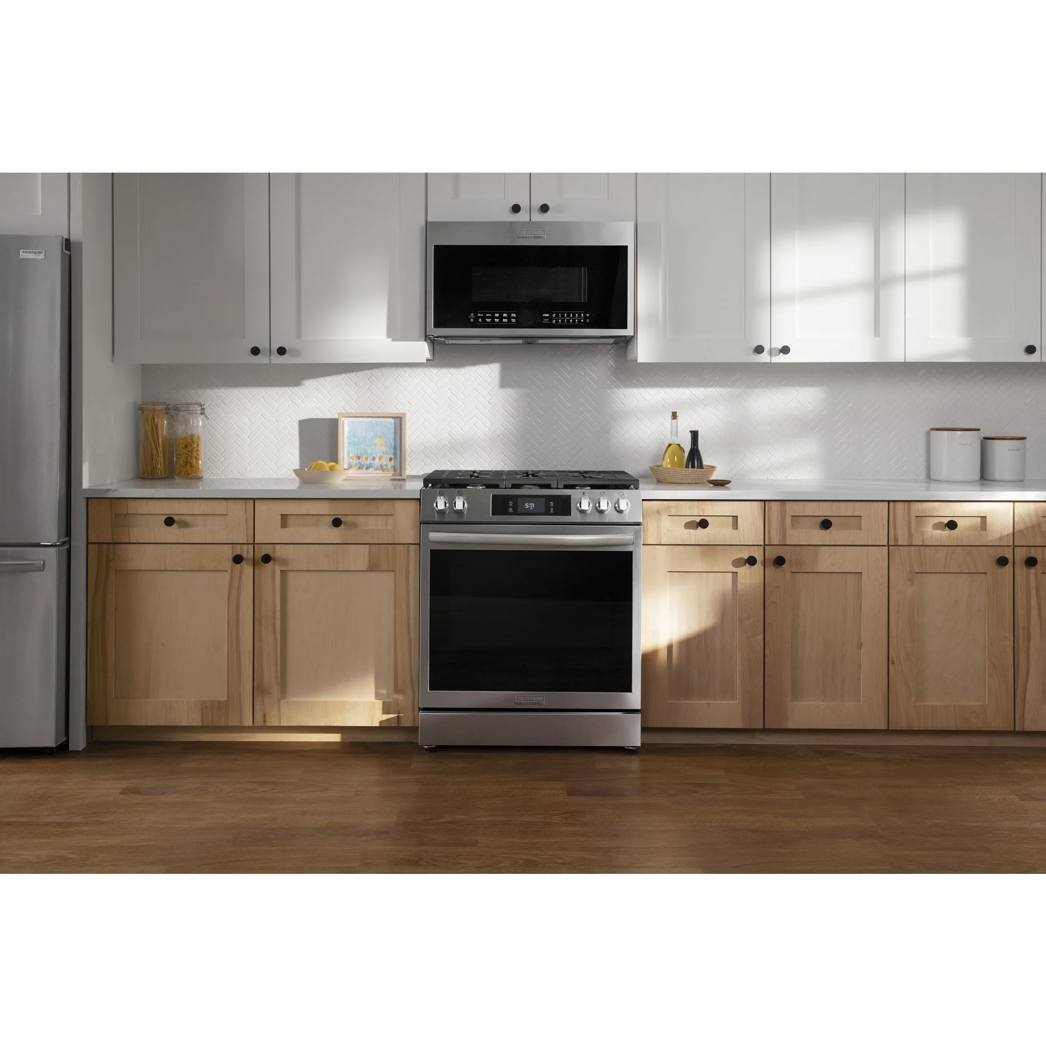 Frigidaire Gallery Gas Range (GCFG3060BF) - SmudgeProof Stainless Steel - Image 16