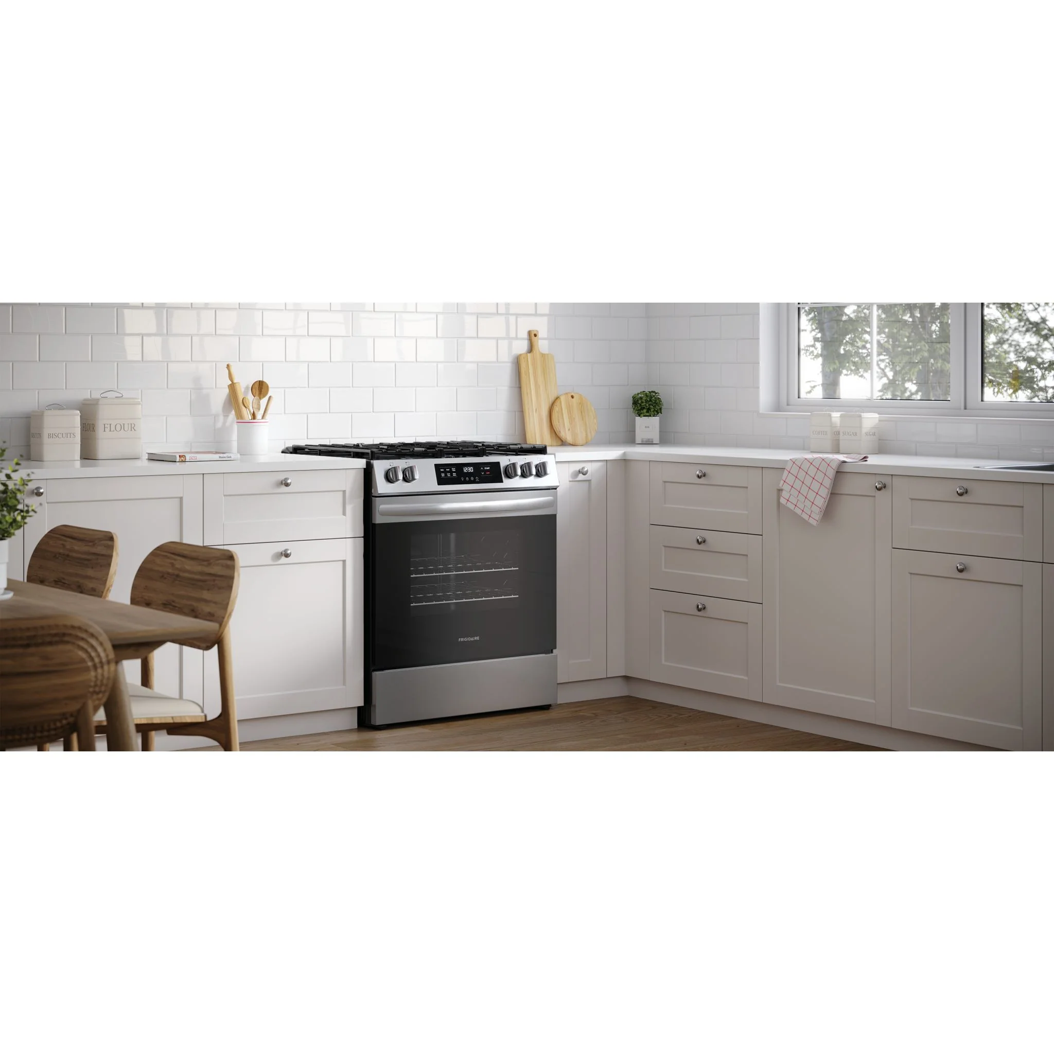 Frigidaire Gas Range (FCFG3062AS) - Stainless Steel - Image 9