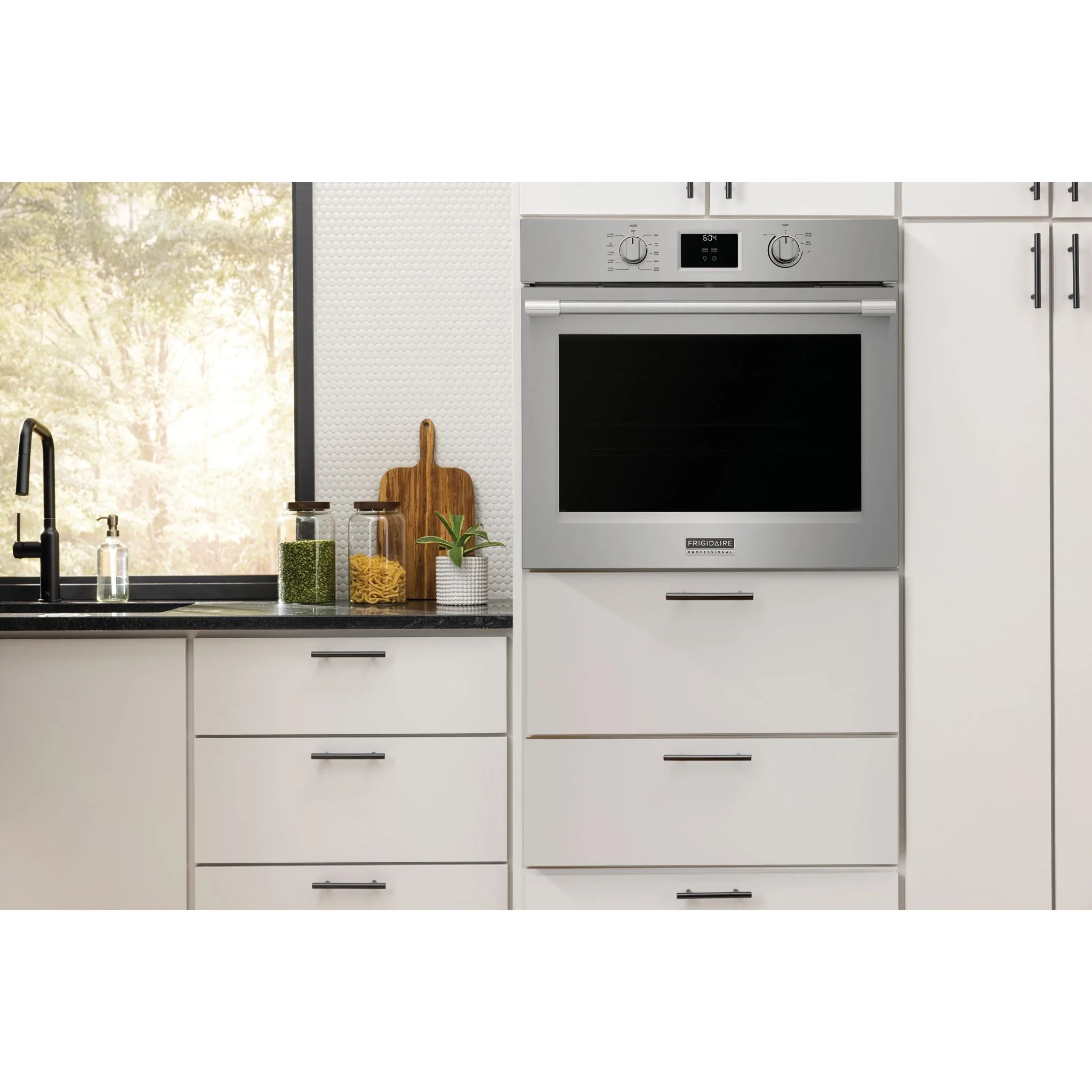 Frigidaire Professional 30" Single Wall Oven with Total Convection - Stainless Steel ( PCWS3080AF ) - Image 10