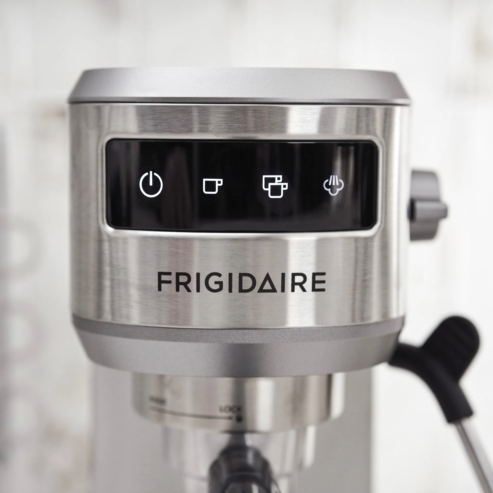Frigidaire Steam Espresso Maker - Black Stainless ( FREM100SS ) - Image 4