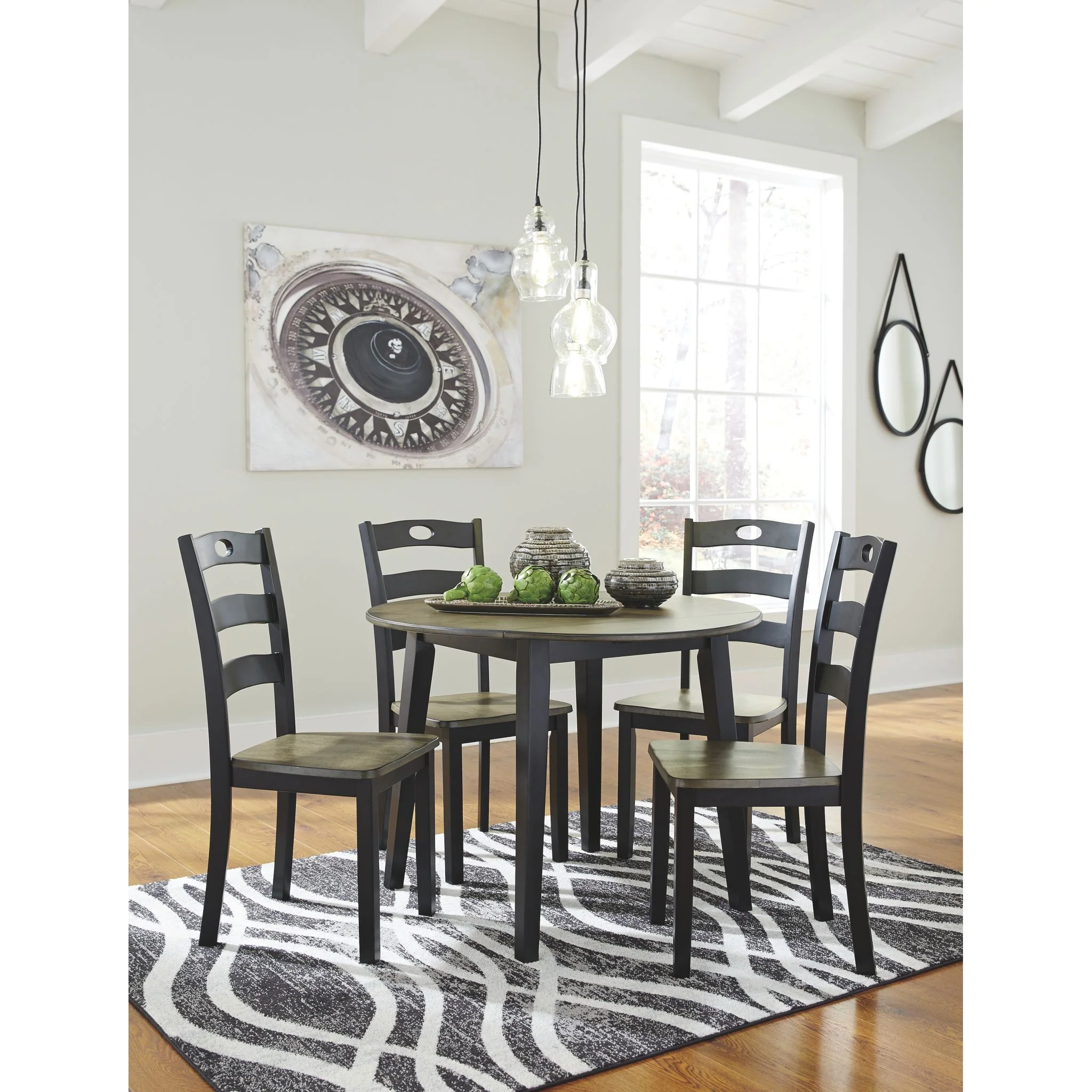 Froshburg Round Table Dining Room - Image 3