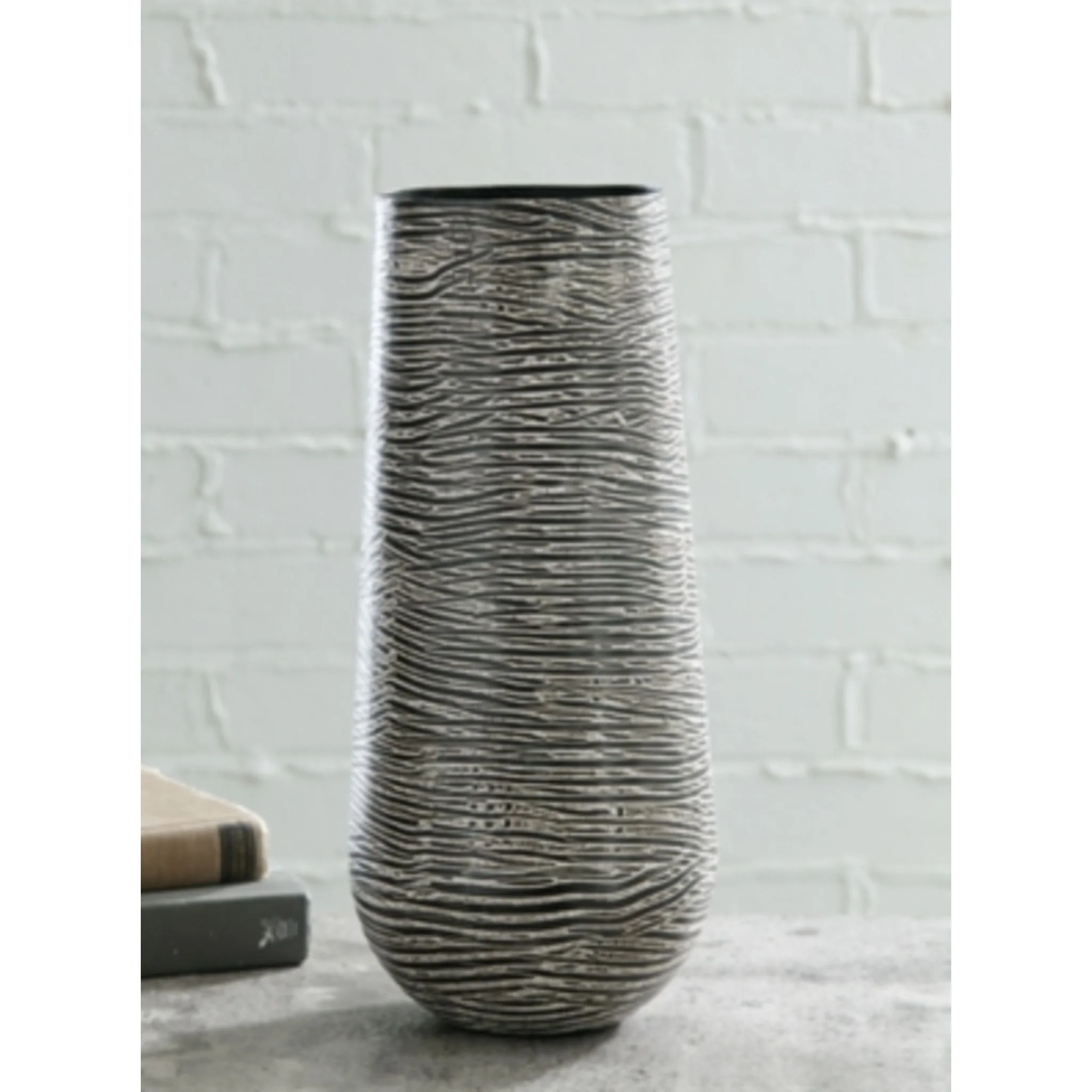 Fynn Vase - Image 5