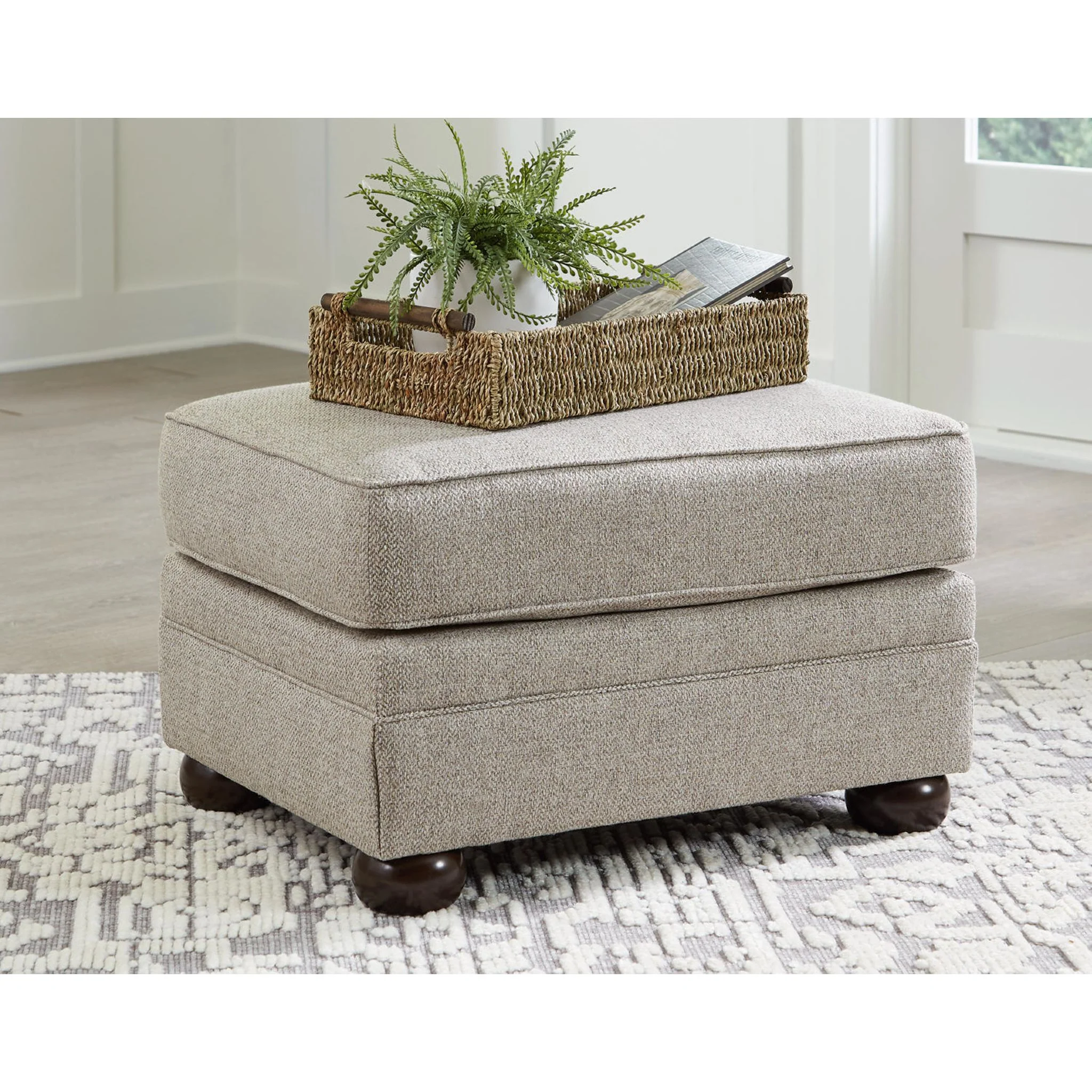 Gaelon Ottoman - Image 5