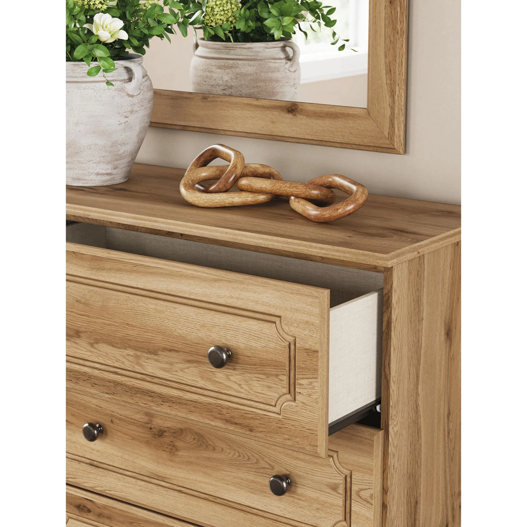 Galletyn 5 Piece Full Panel Bedroom - Image 6