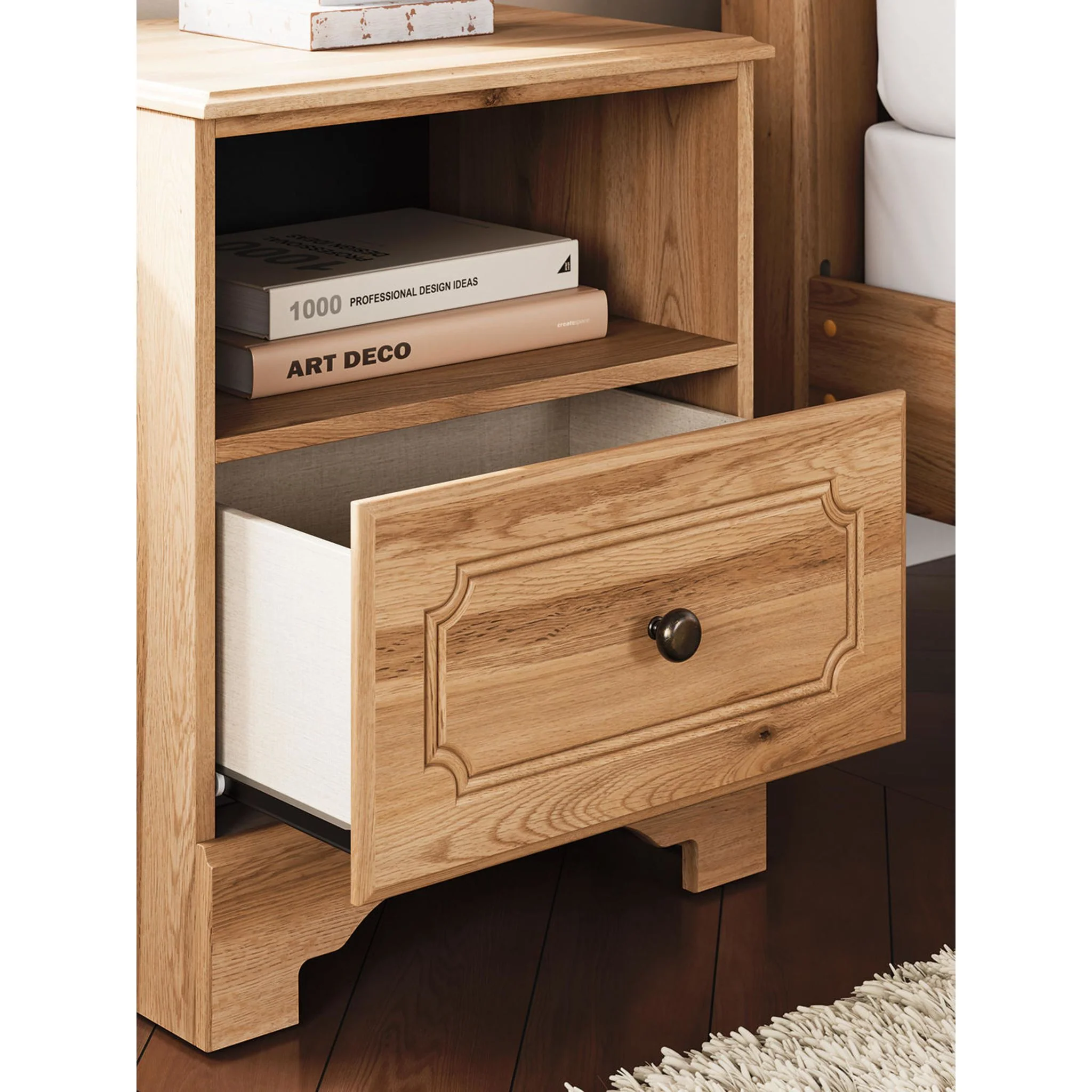 Galletyn Nightstand - Image 7